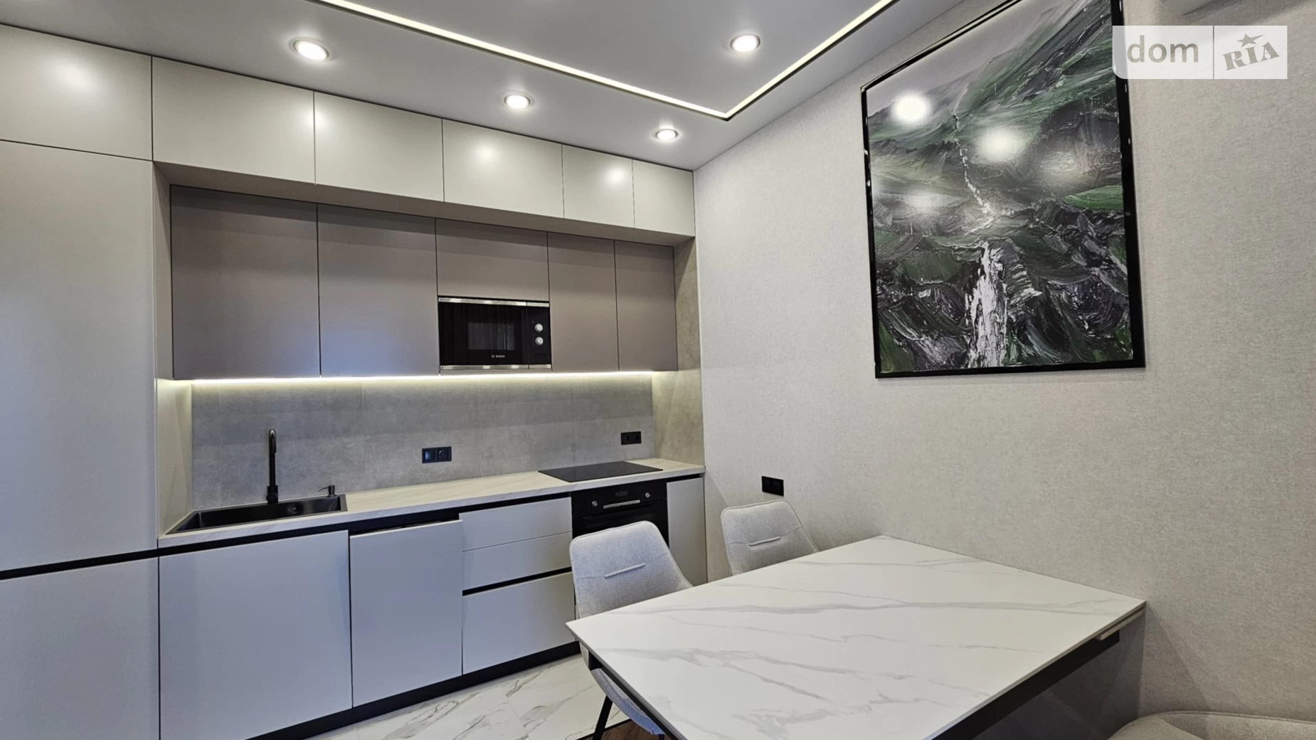 Продается 1-комнатная квартира 43 кв. м в Одессе, ул. Краснова - фото 2