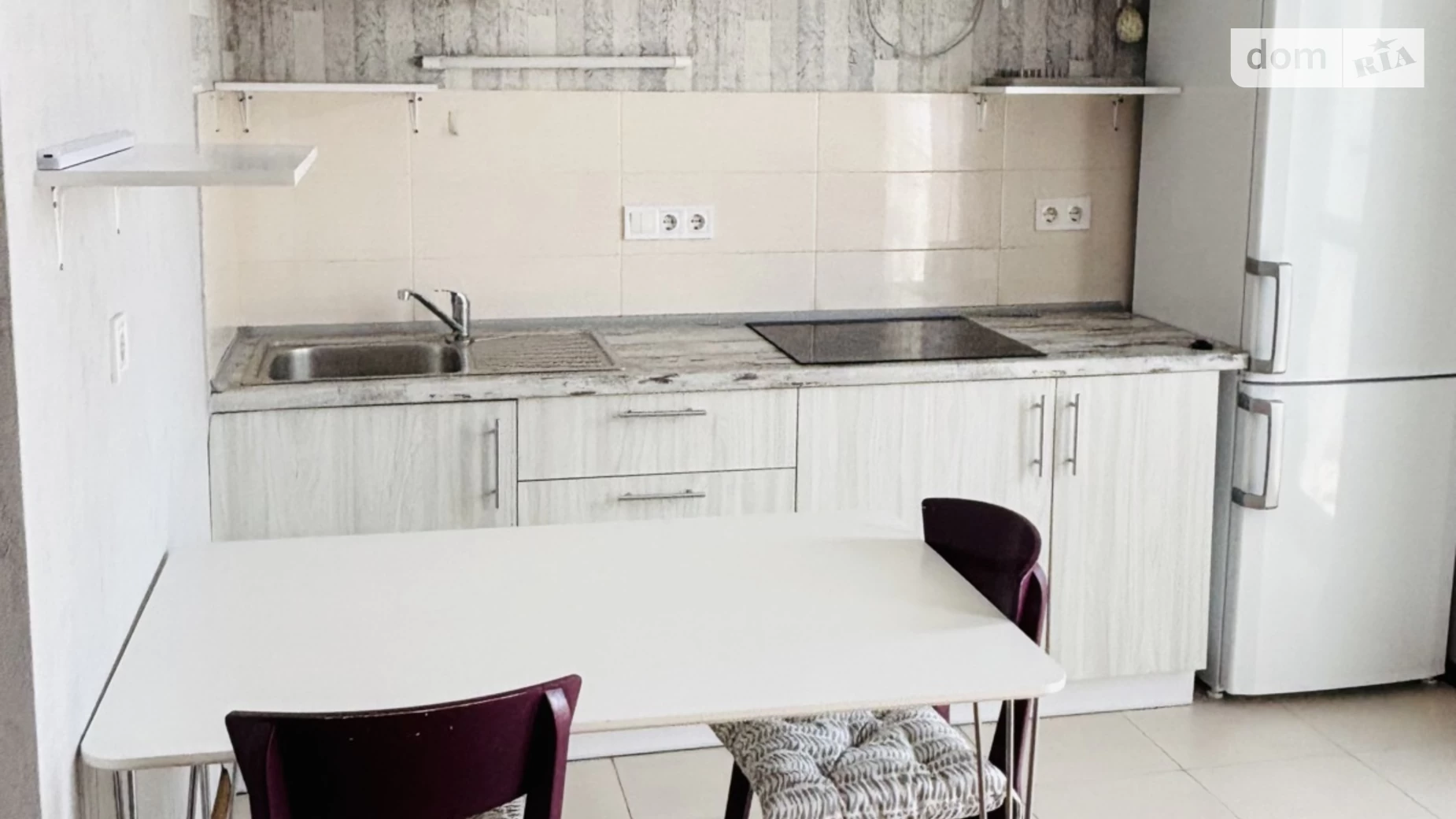 Продается 1-комнатная квартира 35 кв. м в Киеве, ул. Семьи Кульженков, 37 - фото 3