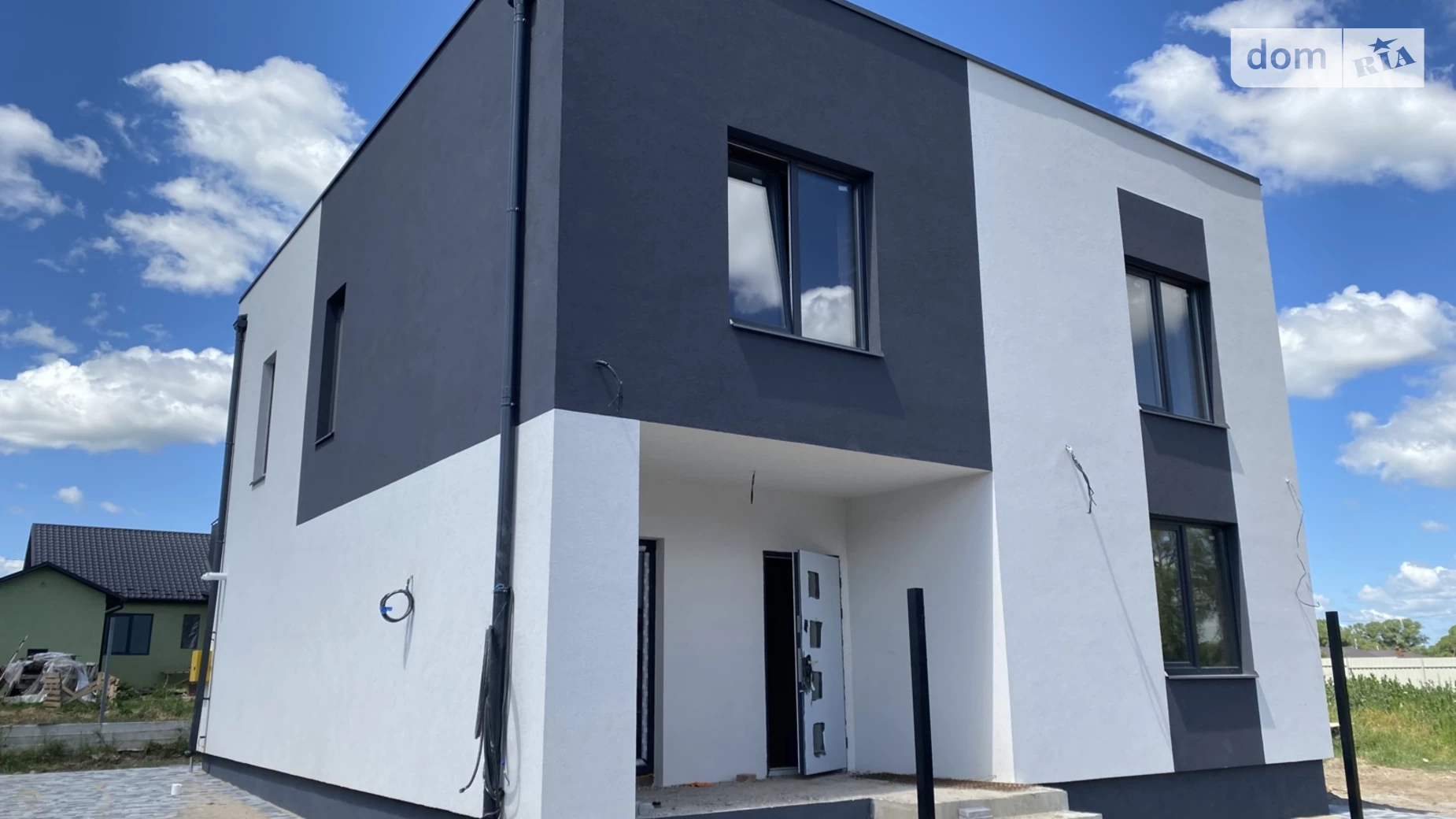 Продается дом на 2 этажа 140 кв. м с гаражом, цена: 95000 $ - фото 3