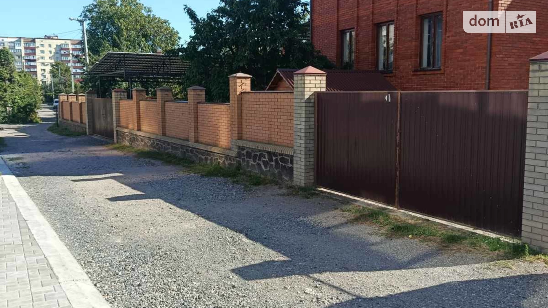 Продается дом на 3 этажа 585 кв. м с террасой, цена: 733000 $ - фото 4