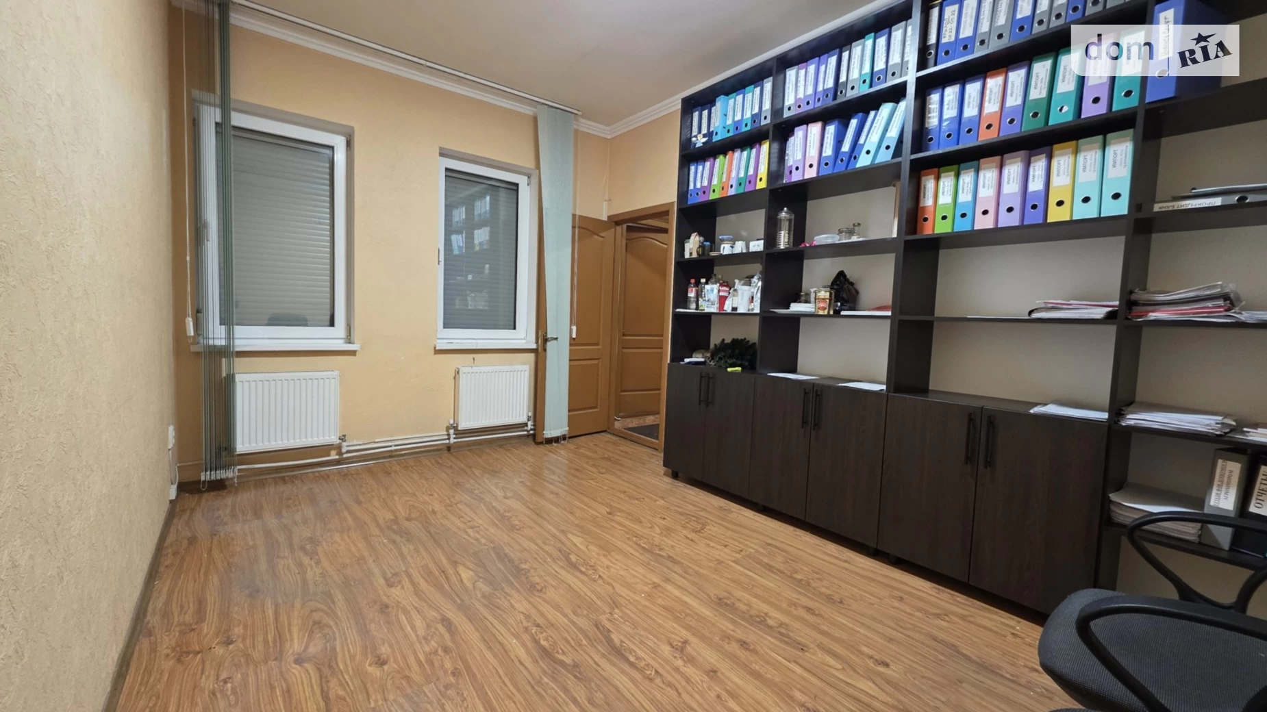 Сдается в аренду офис 70 кв. м в бизнес-центре, цена: 18000 грн - фото 3