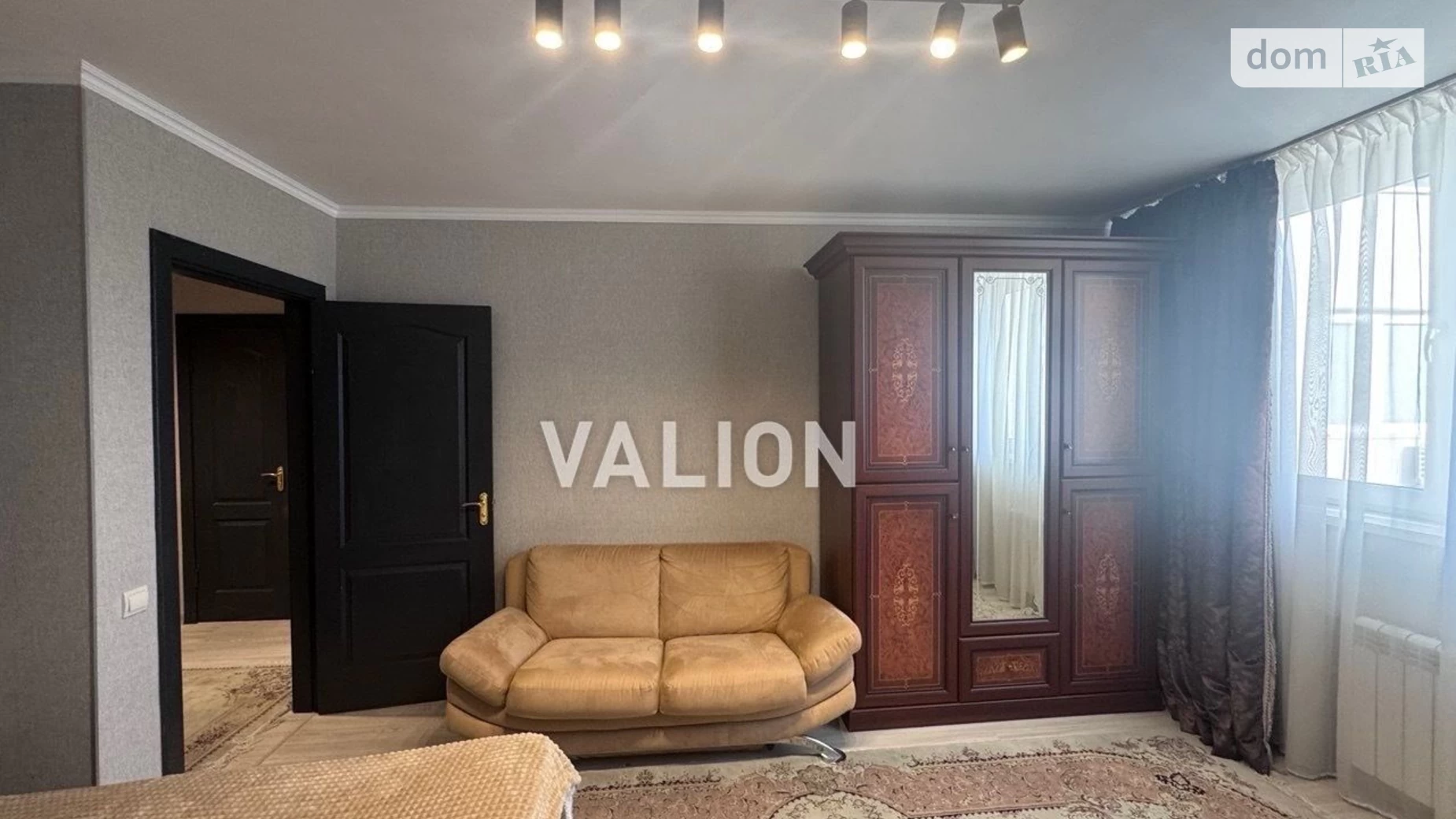 Продается 1-комнатная квартира 42.9 кв. м в Киеве, ул. Урловская, 23Б - фото 2