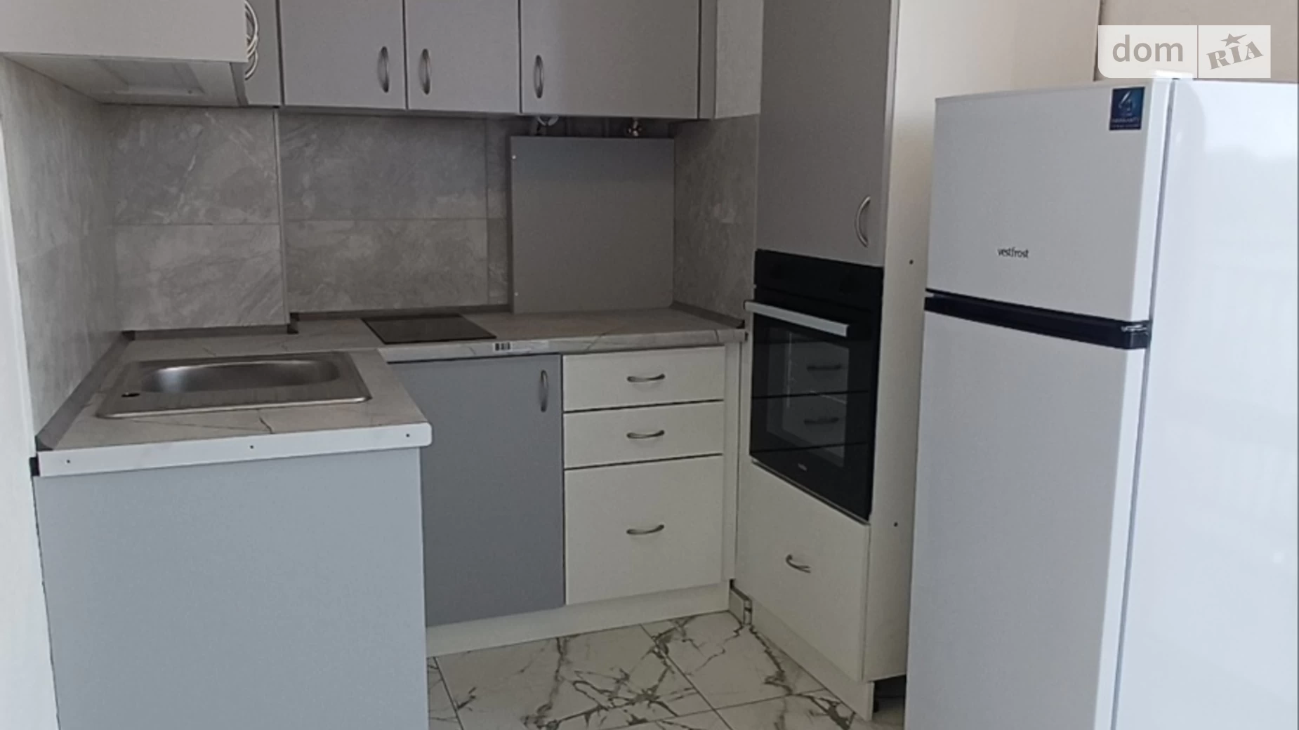 Продается 1-комнатная квартира 38.7 кв. м в Черновцах, пер. Смотрицкий, 14 - фото 3