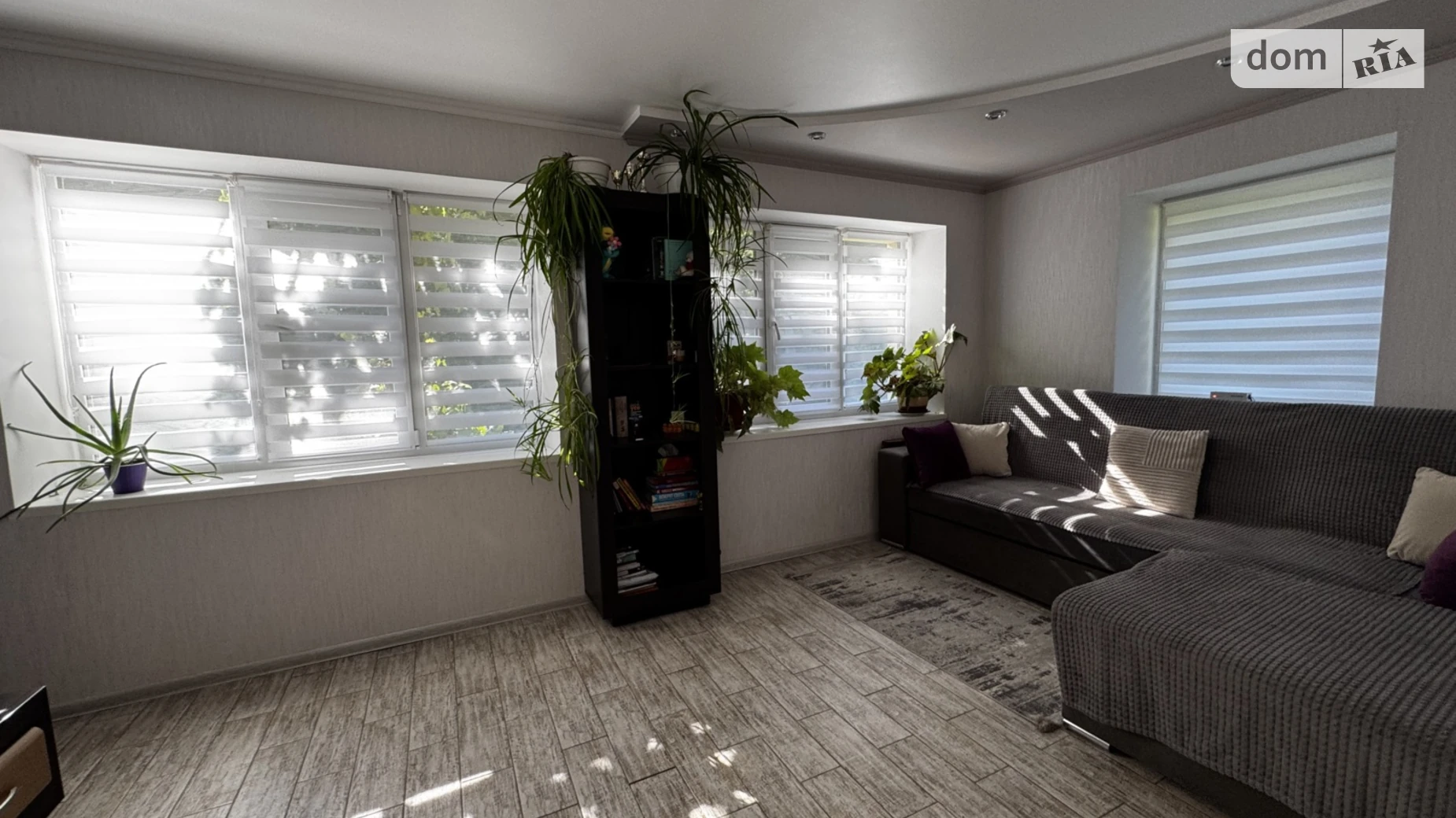 Сдается в аренду дом на 2 этажа 110 кв. м с гаражом, цена: 700 € - фото 2
