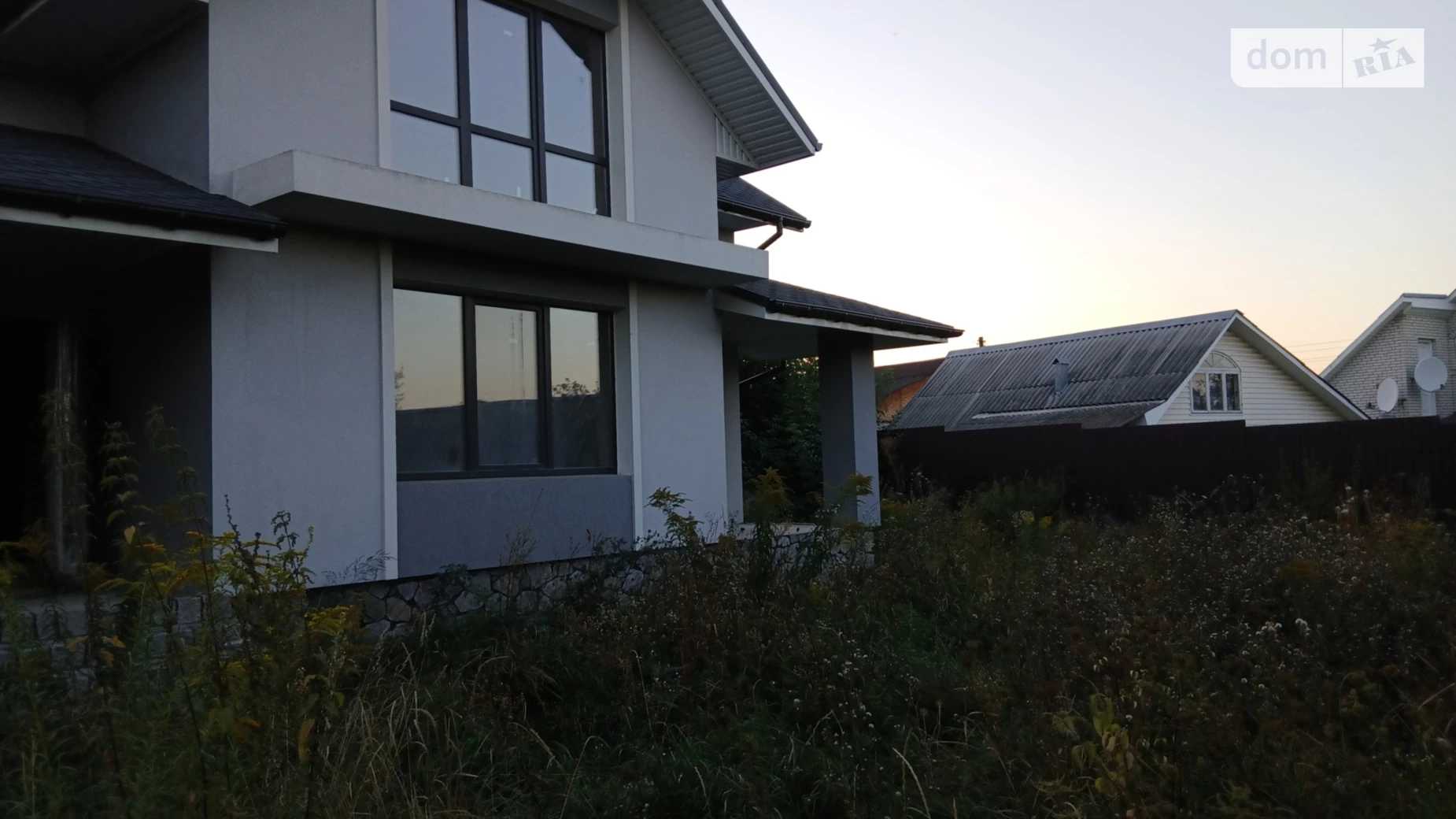 Продается дом на 2 этажа 115 кв. м с подвалом, цена: 79999 $ - фото 2