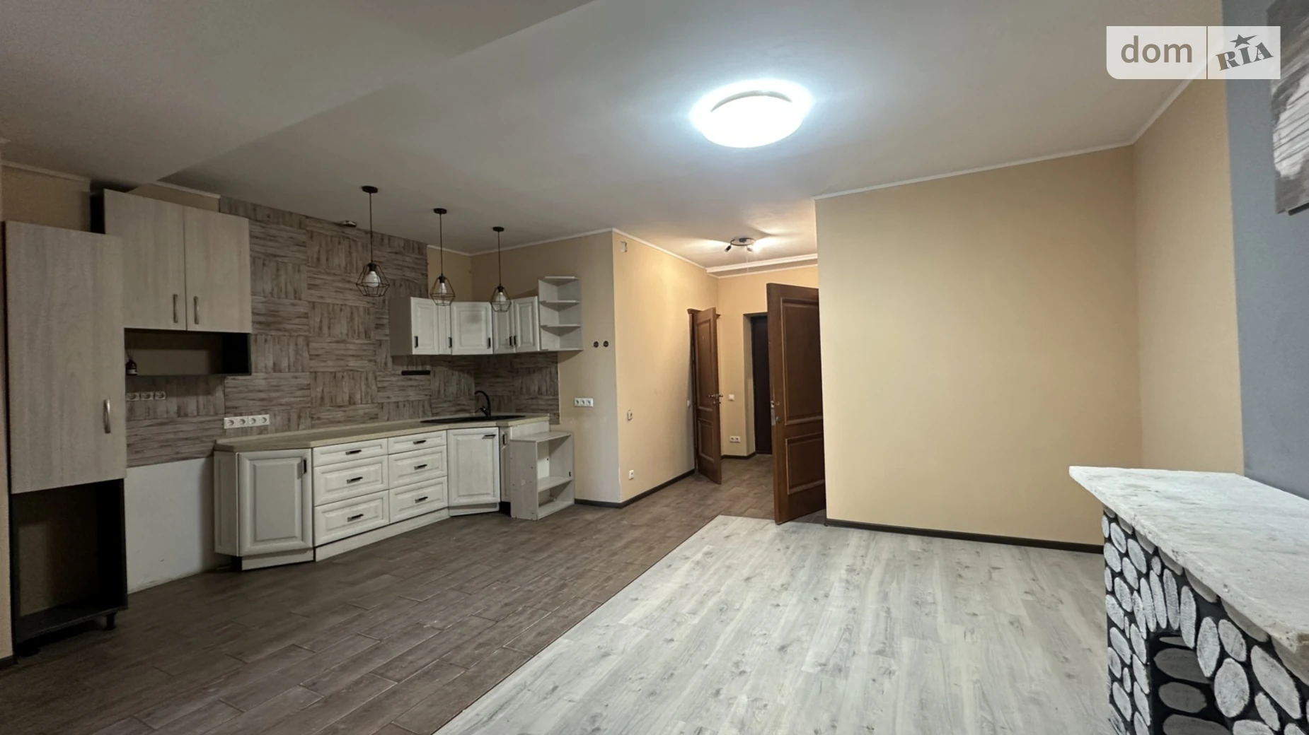 Продается 2-комнатная квартира 75.8 кв. м в Киеве, ул. Вахтанга Кикабидзе(Булгакова), 12 - фото 2