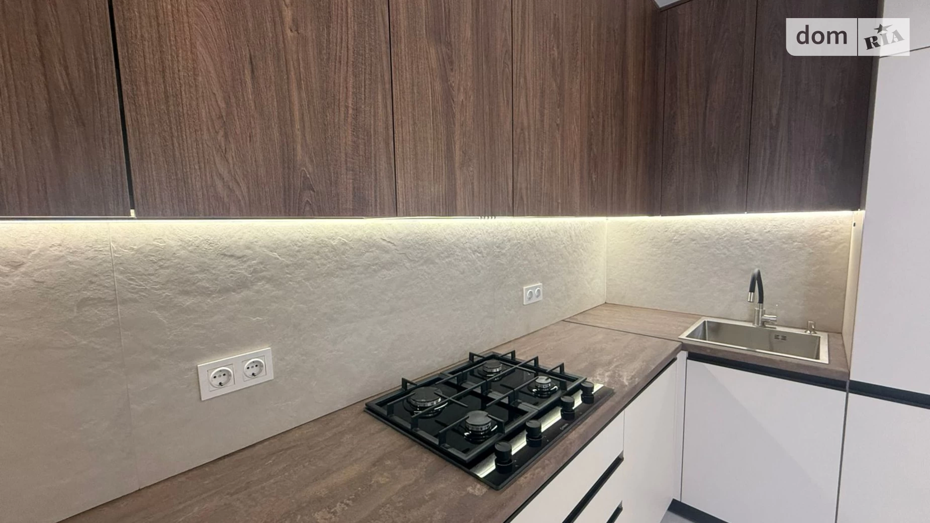 2-комнатная квартира 46 кв. м в Тернополе, ул. Владимира Великого, 9А - фото 3