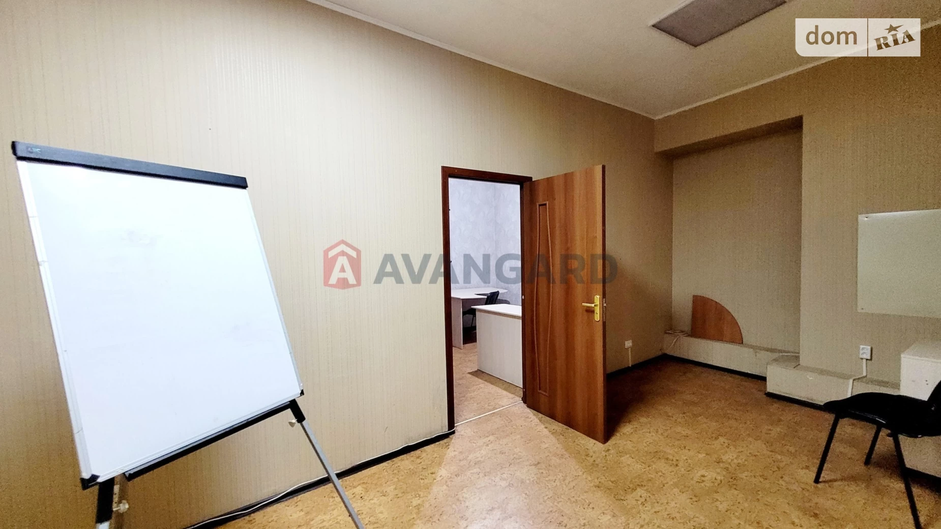 Сдается в аренду офис 70 кв. м в бизнес-центре, цена: 12000 грн - фото 4