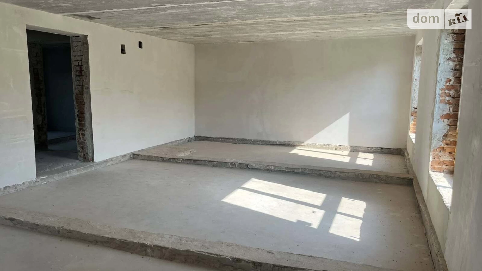 Продается дом на 2 этажа 200 кв. м с баней/сауной, цена: 130000 $ - фото 2