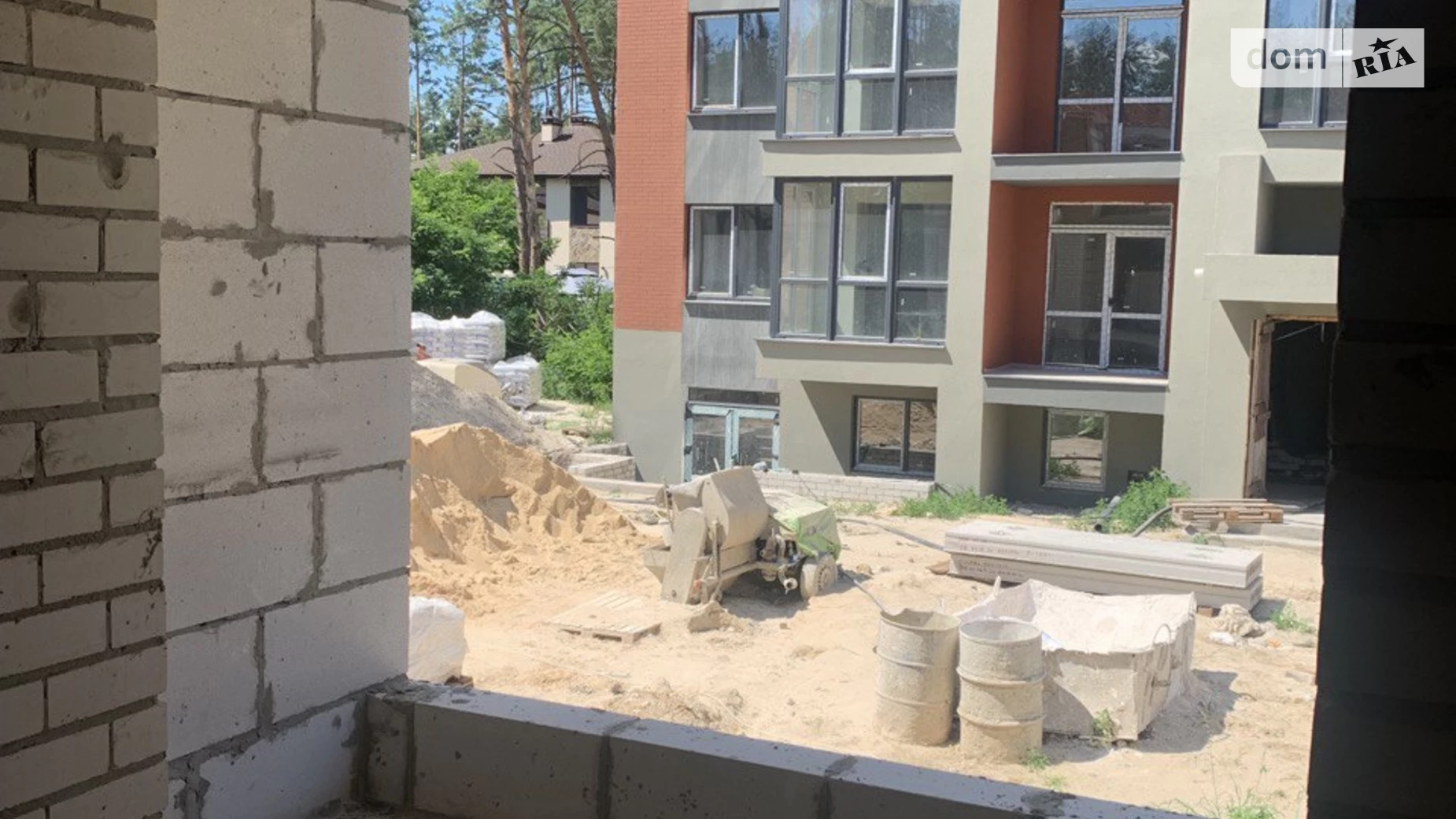 Продается 1-комнатная квартира 31 кв. м в Гостомеле, ул. Соборная, 1 - фото 3