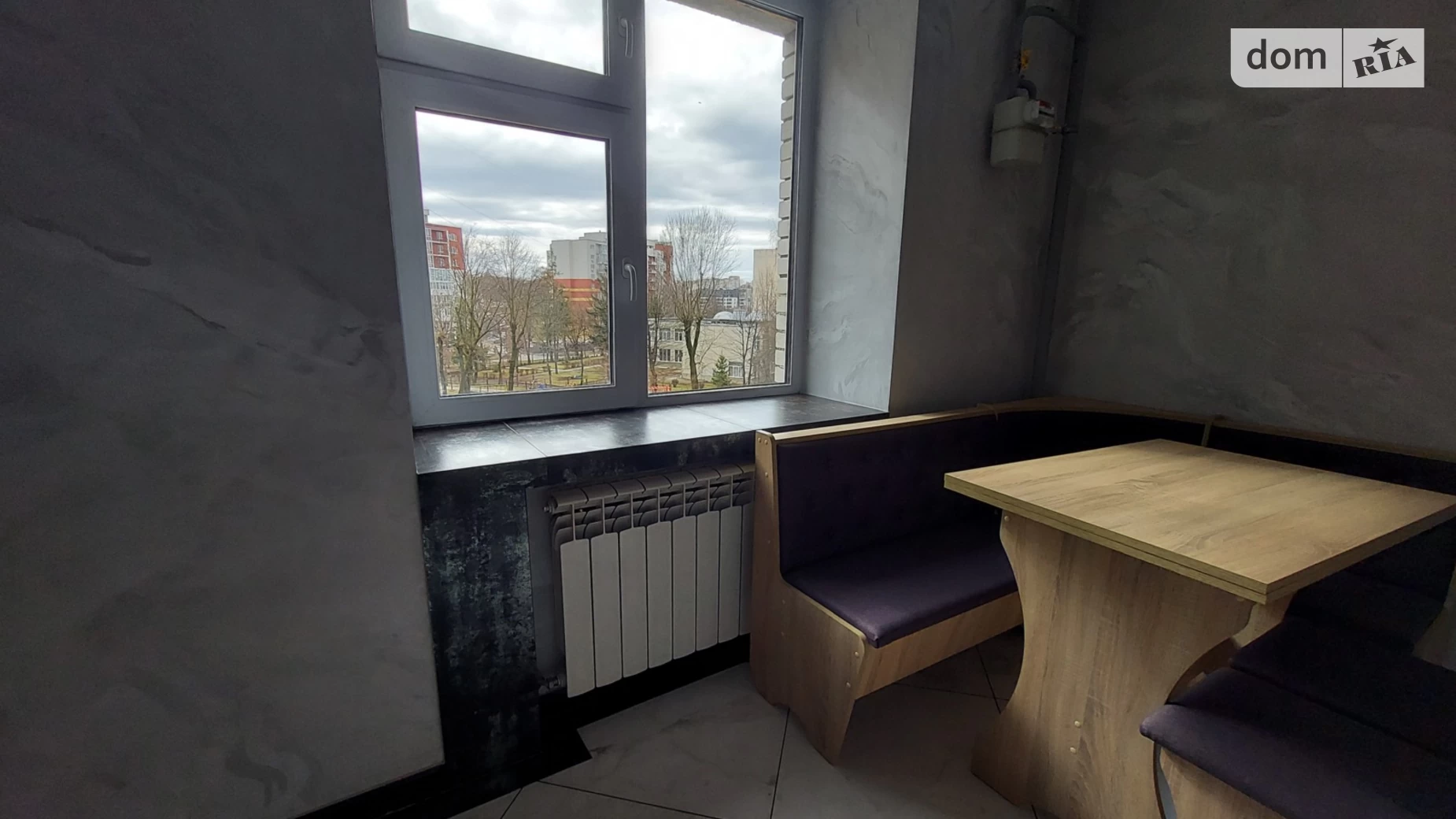 1-комнатная квартира 42 кв. м в Тернополе, ул. Патриарха Любомира Гузара(Чалдаева) - фото 2