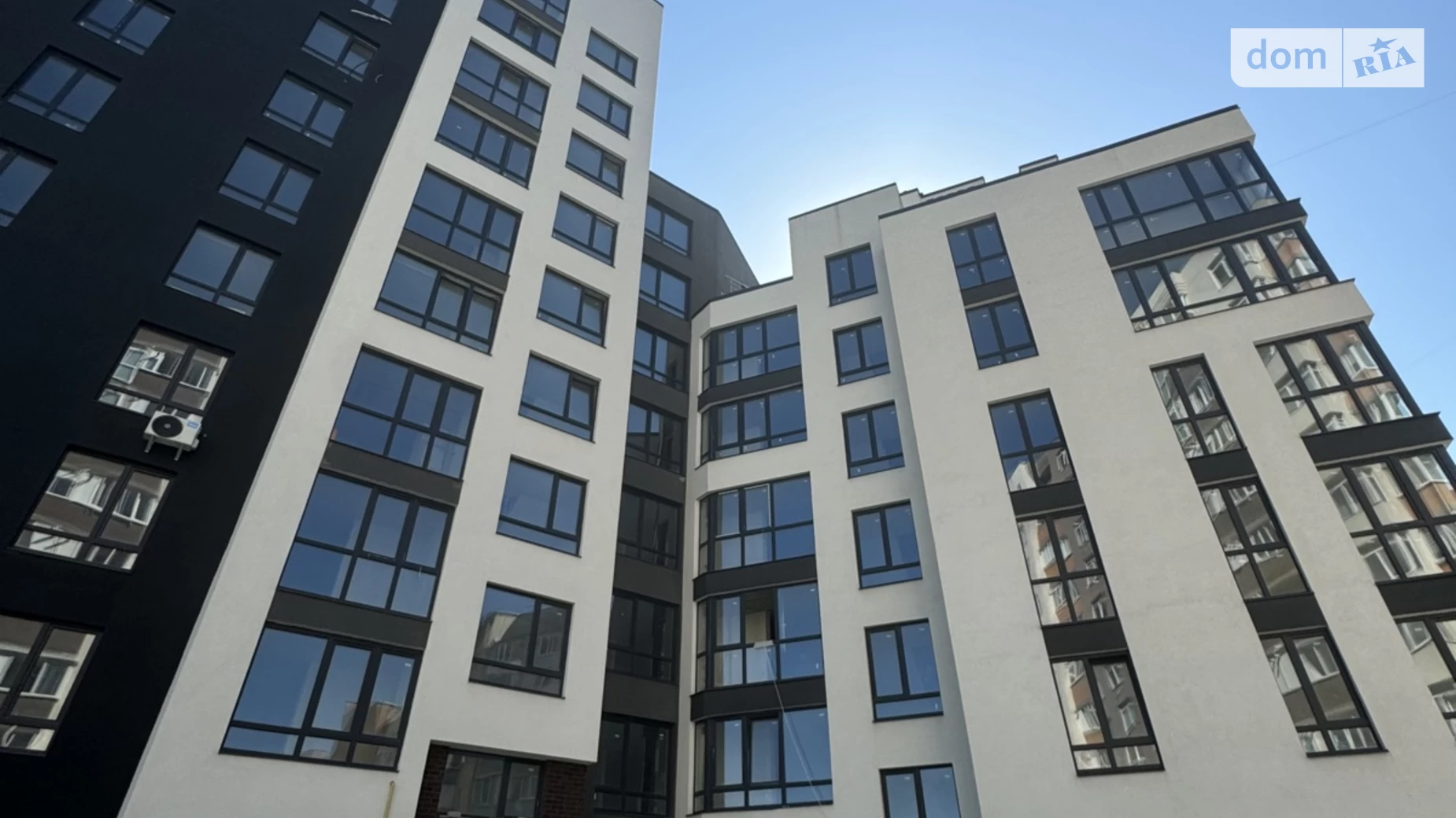 1-комнатная квартира 39.8 кв. м в Тернополе, ул. Смакулы, 1Б - фото 2