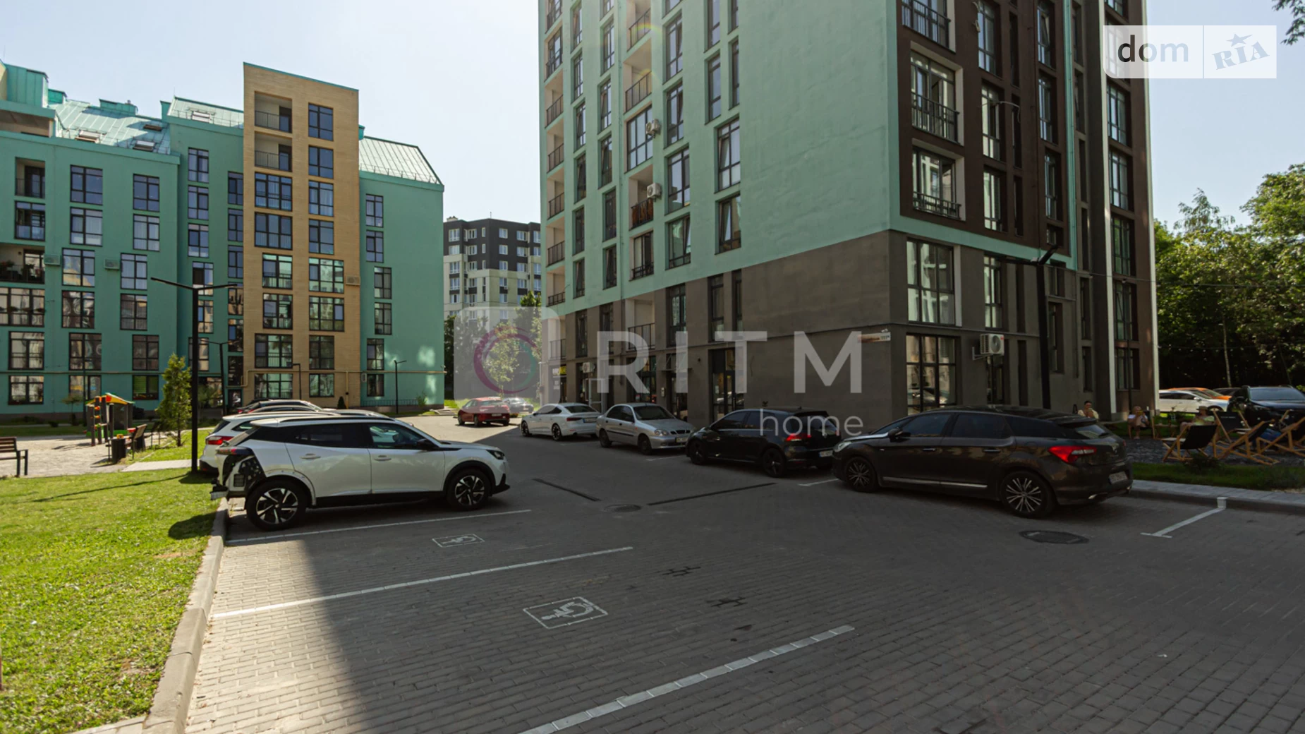 Продается 1-комнатная квартира 47 кв. м в Львове, ул. Стрыйская, 111Ж - фото 2