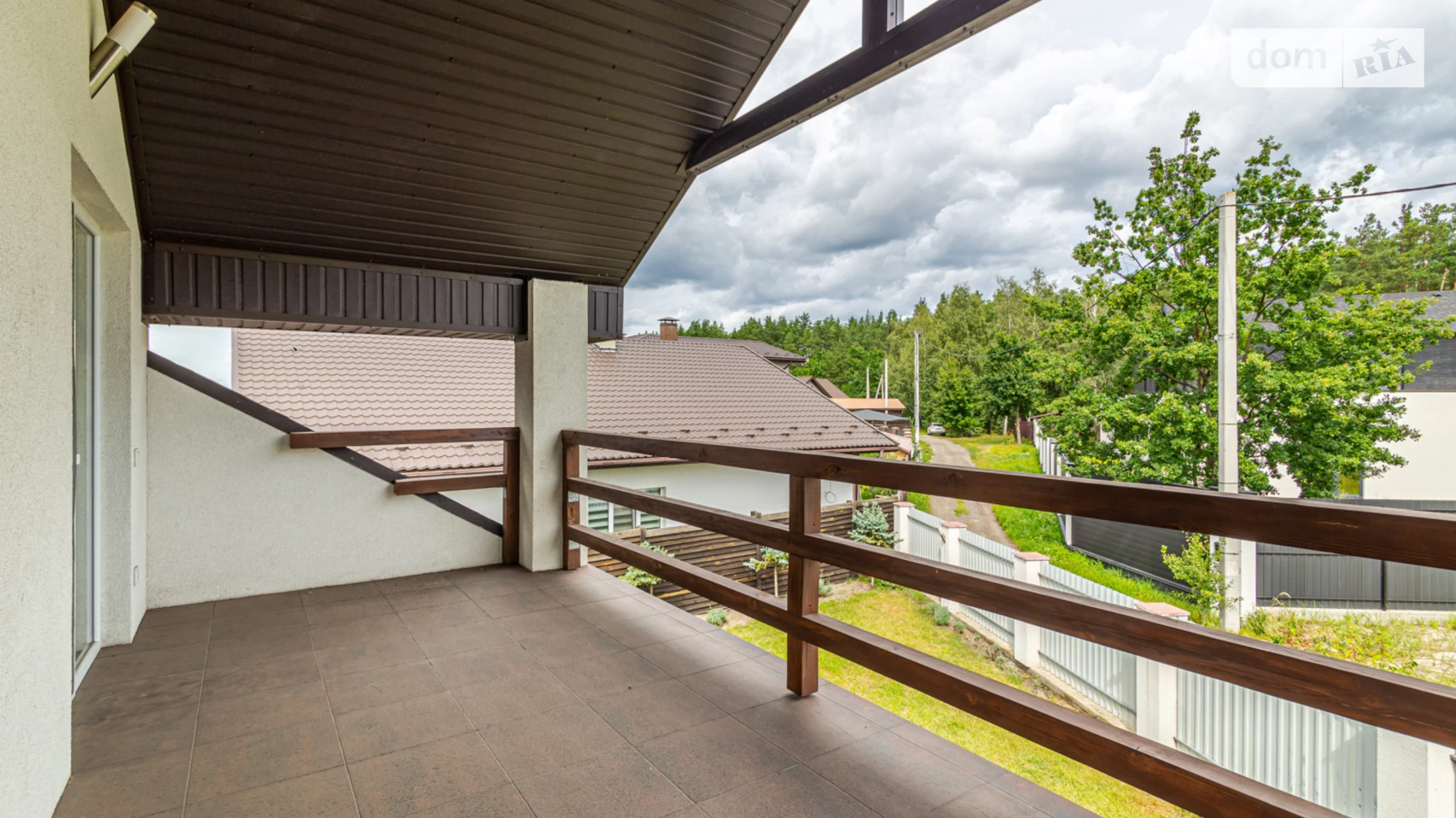 Продается дом на 2 этажа 139 кв. м с верандой, цена: 257000 $ - фото 2