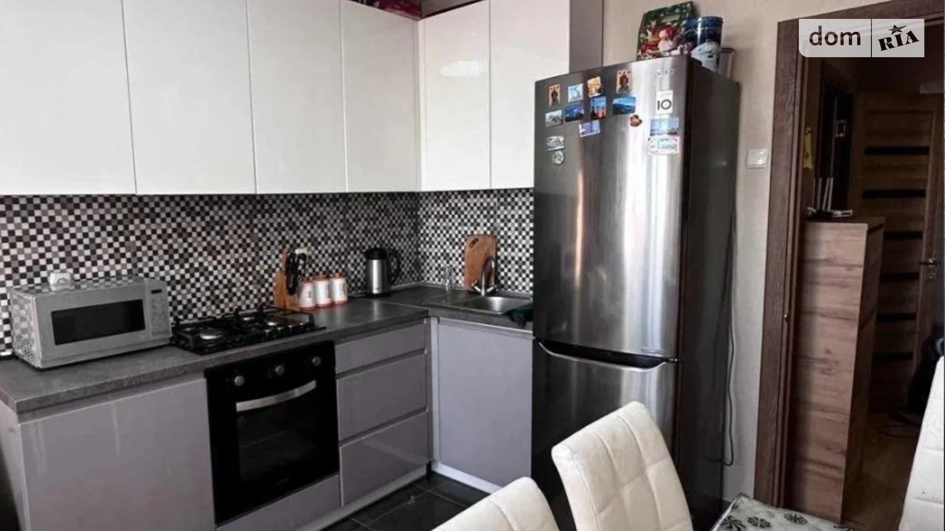 Продается 1-комнатная квартира 49.1 кв. м в Харькове, просп. Любови Малой, 34 - фото 2