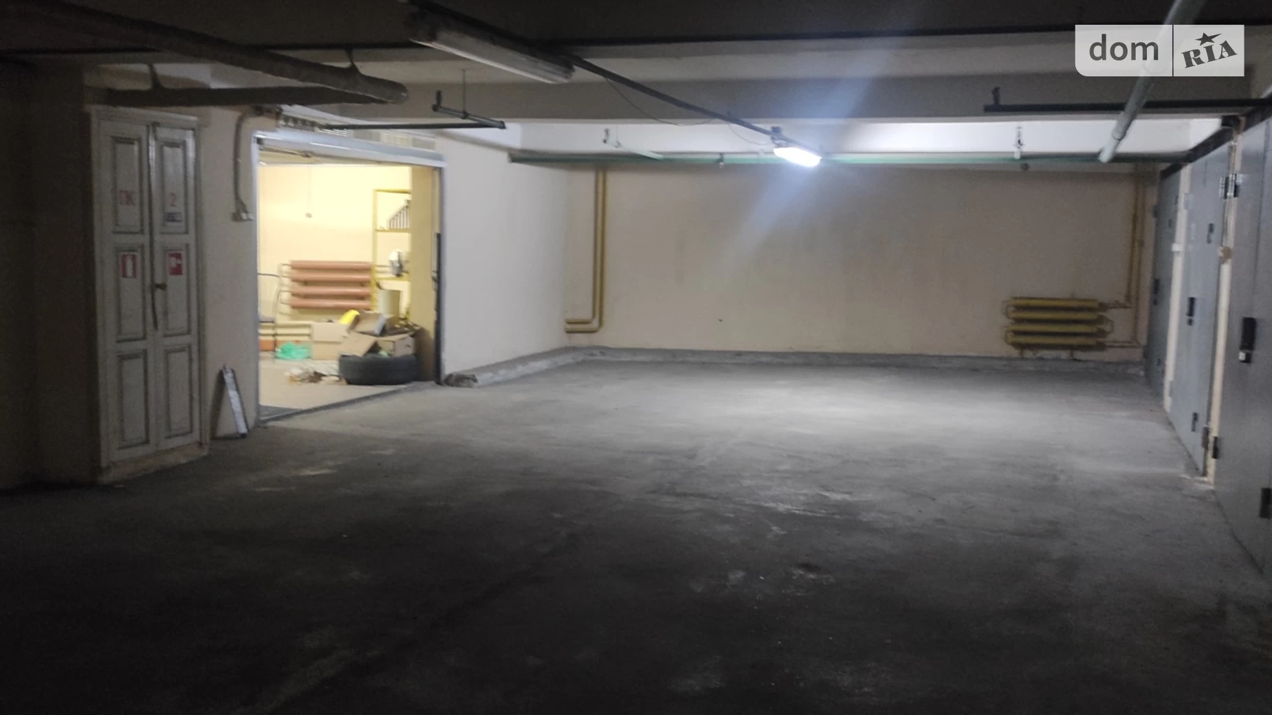 Продается подземный паркинг под легковое авто на 57 кв. м, цена: 65000 $ - фото 2