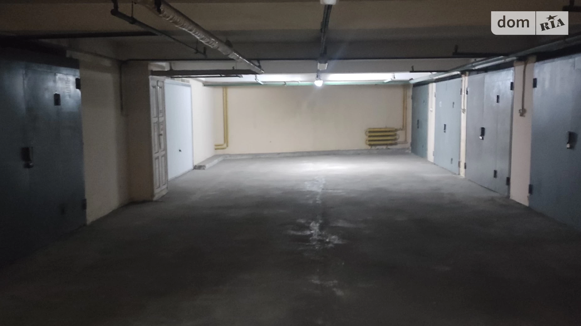 Продается подземный паркинг под легковое авто на 57 кв. м, цена: 65000 $ - фото 4