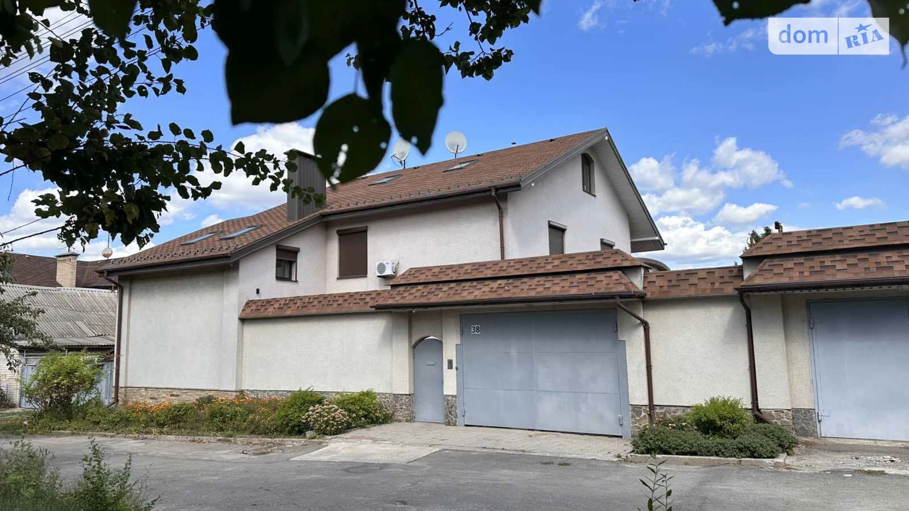 Продается дом на 2 этажа 600 кв. м с террасой, цена: 450000 $ - фото 3