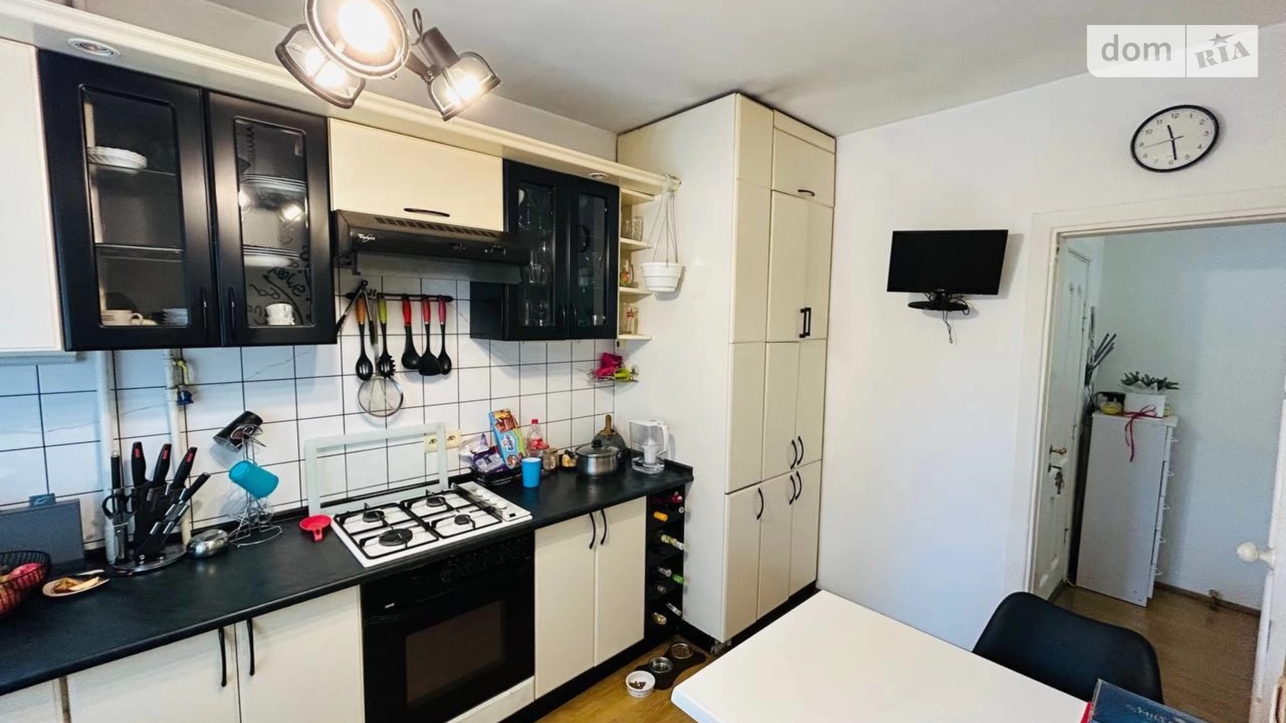 Продается 3-комнатная квартира 65.7 кв. м в Львове, ул. Кульпарковская - фото 3