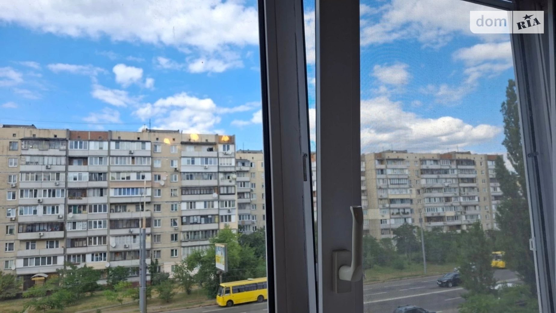 Продається 3-кімнатна квартира 70.5 кв. м у Києві, вул. Героїв Дніпра, 62 - фото 3