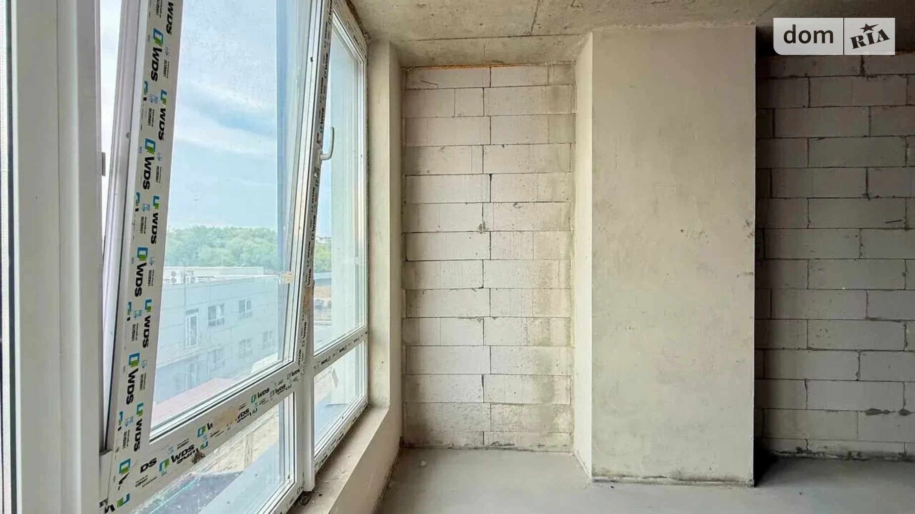 Продается 1-комнатная квартира 40.3 кв. м в Ивано-Франковске, ул. Надречная - фото 3