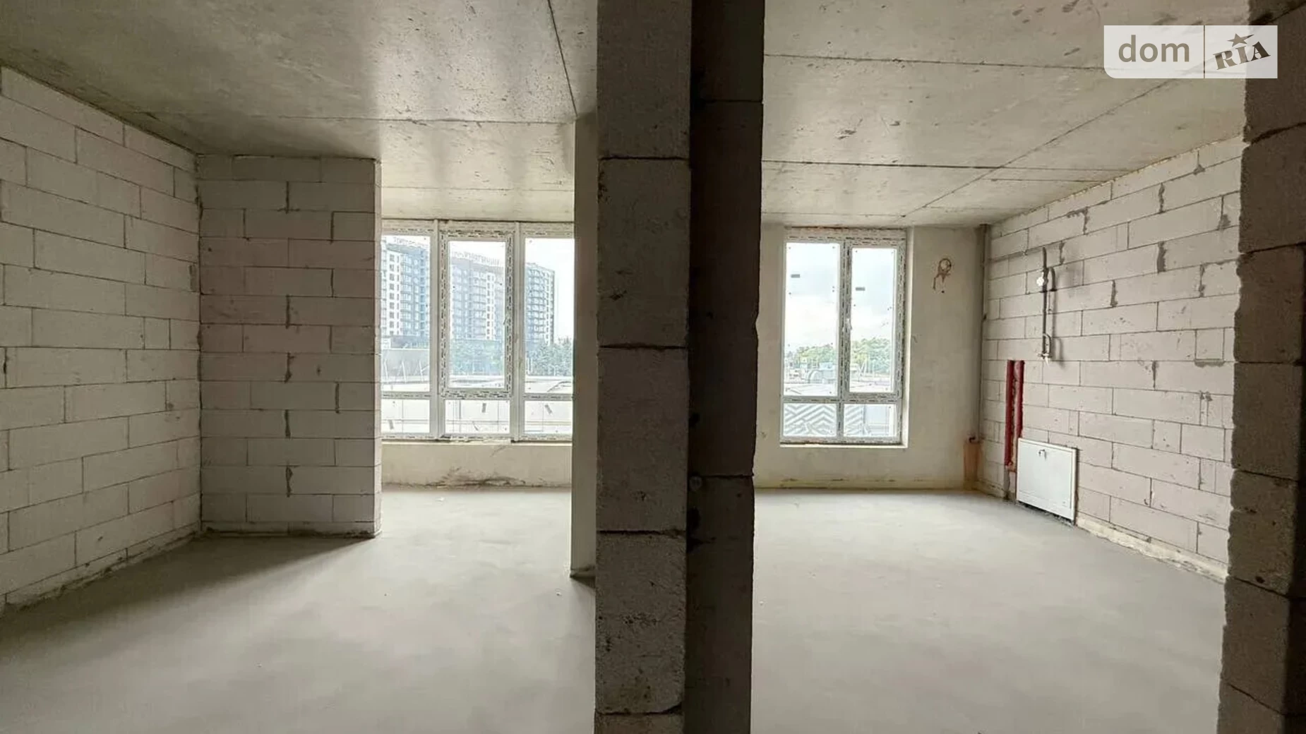 Продается 1-комнатная квартира 40.3 кв. м в Ивано-Франковске, ул. Надречная - фото 2