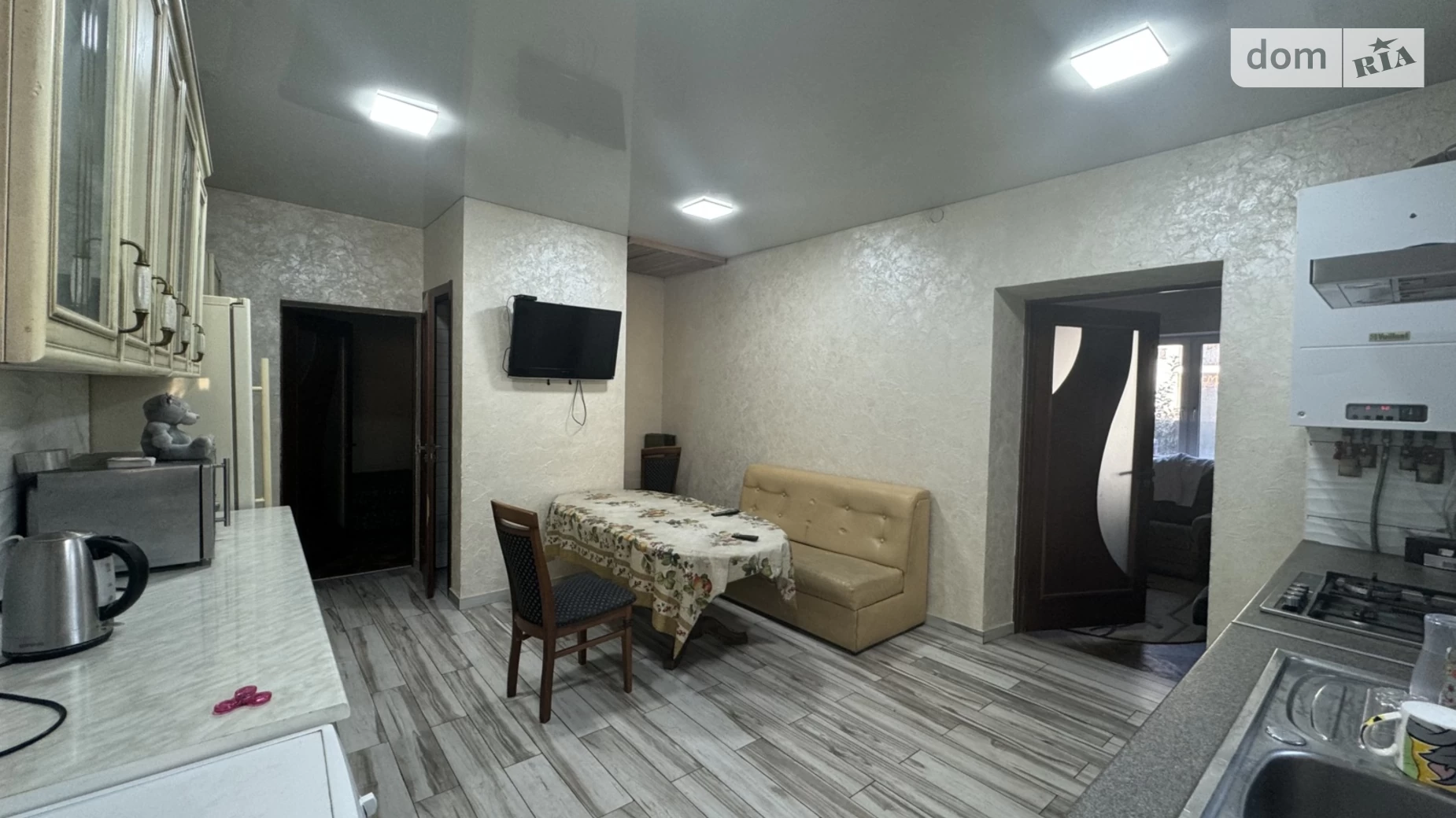 Сдается в аренду одноэтажный дом 120 кв. м с камином, цена: 450 $ - фото 4