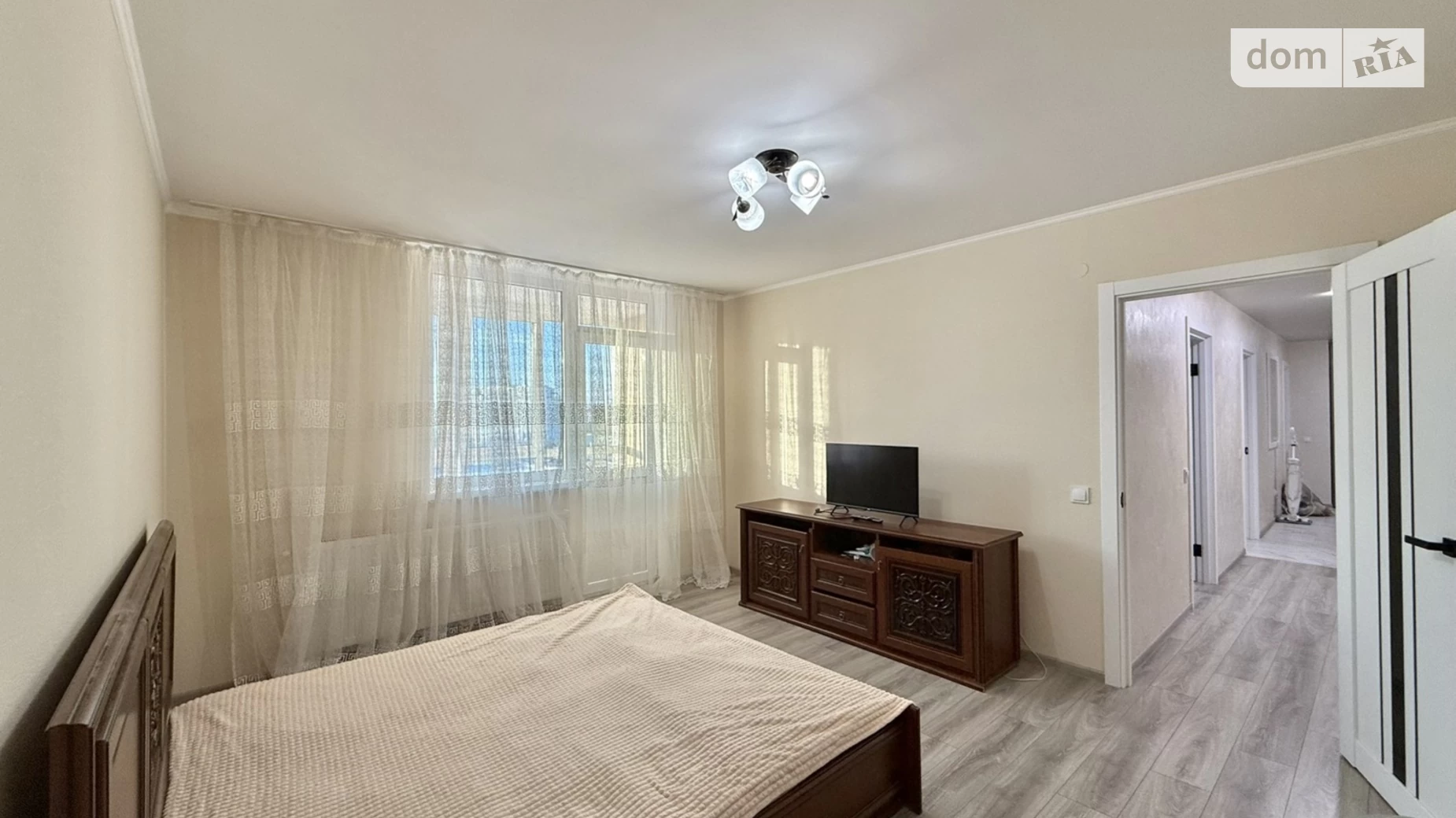 2-комнатная квартира 73 кв. м в Тернополе, ул. Белогорская - фото 3