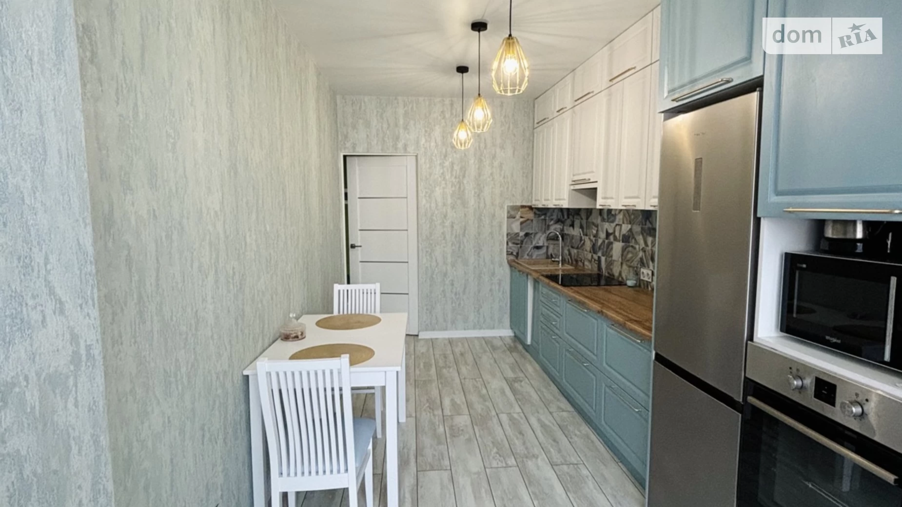 Сдается в аренду 1-комнатная квартира 52 кв. м в Львове, ул. Хмельницкого Богдана, 230А - фото 4