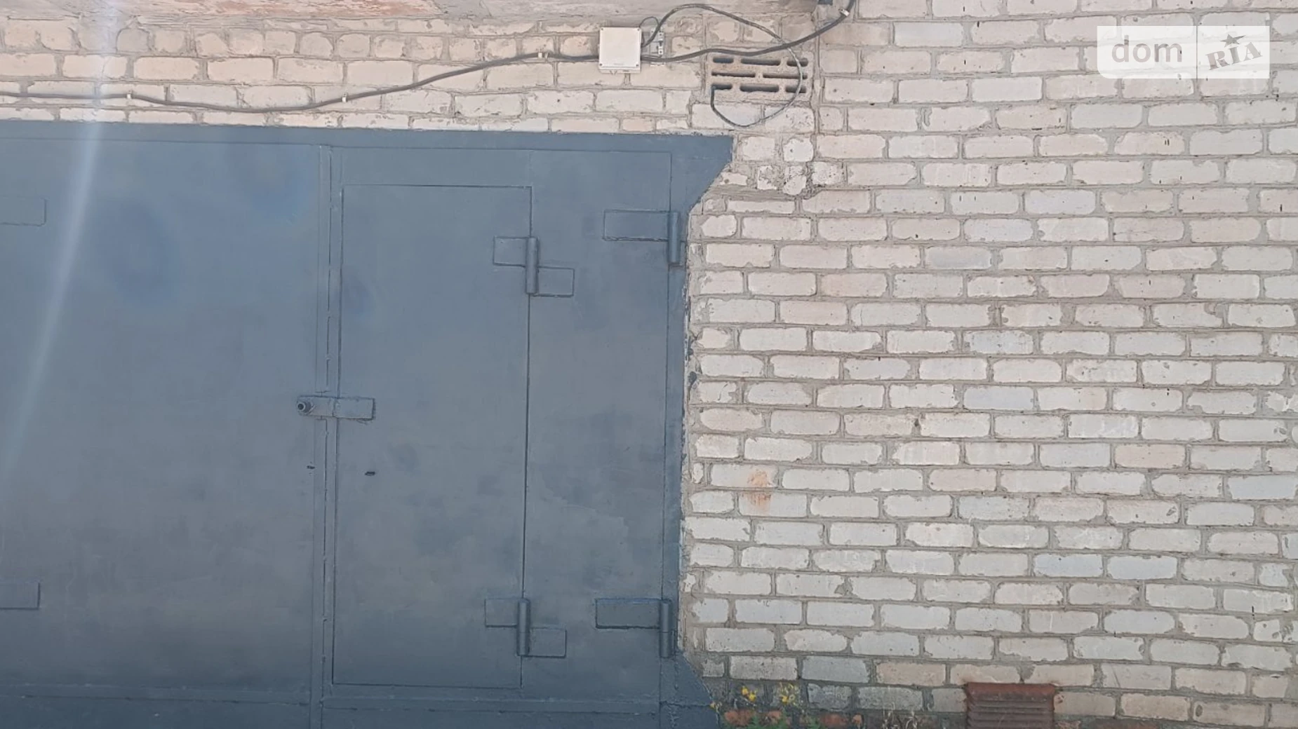 Продается место в гаражном кооперативе под легковое авто на 30 кв. м, цена: 8700 $ - фото 2