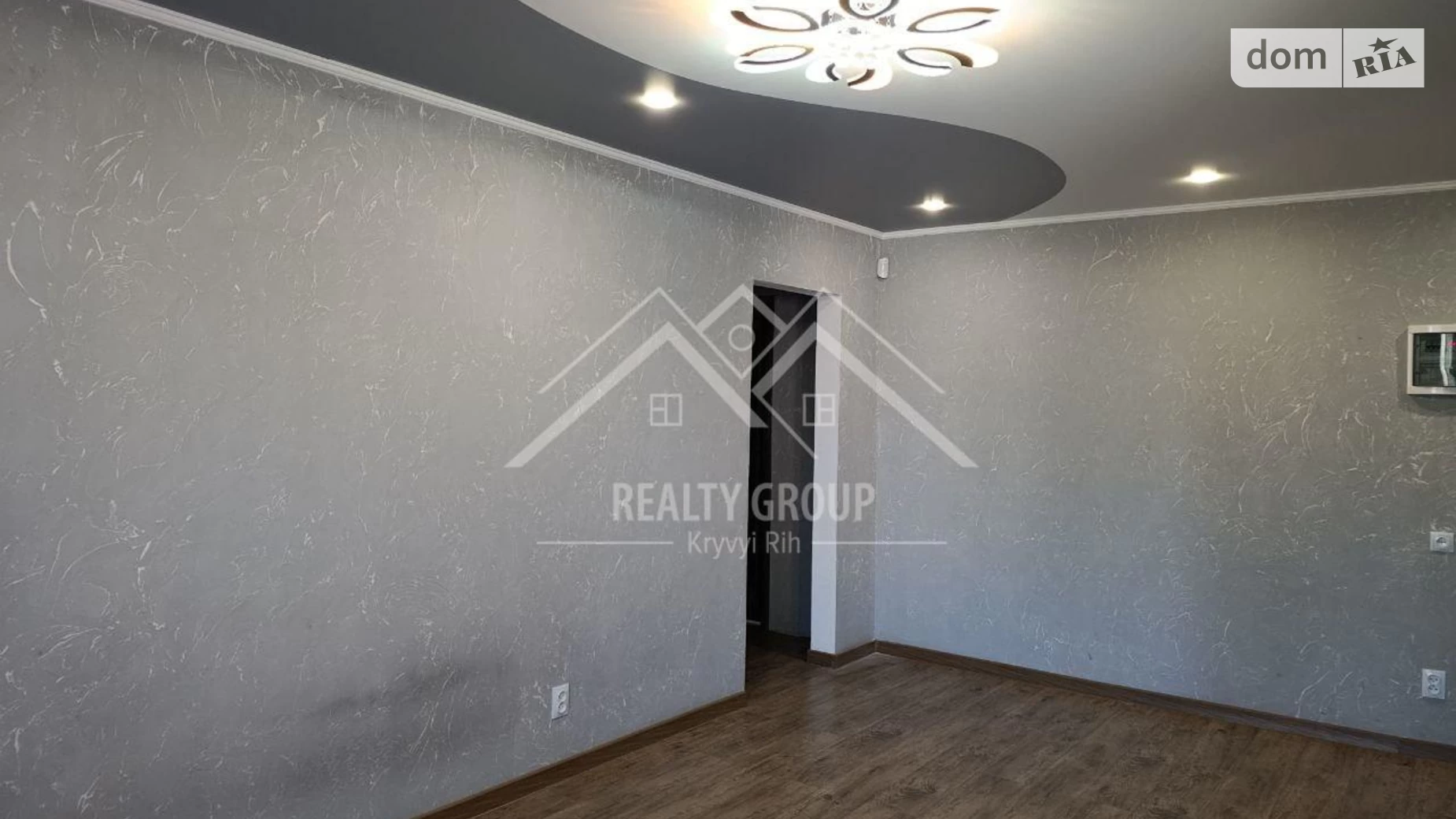 Продается 3-комнатная квартира 63.2 кв. м в Кривом Роге, ул. Николая Светальского(Коротченко) - фото 2