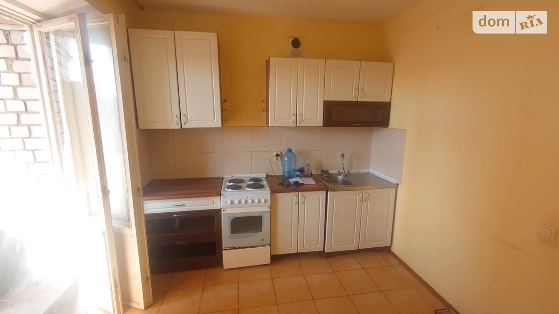 Продается 2-комнатная квартира 58 кв. м в Киеве, ул. Алма-Атинская, 41Б - фото 2