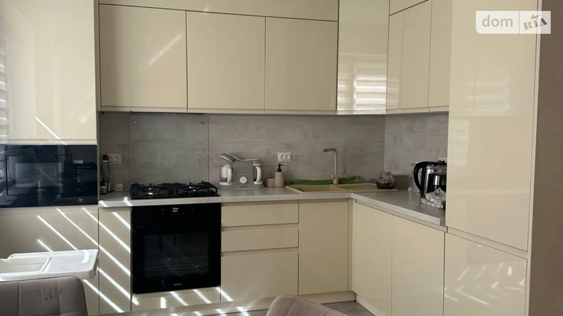 Продается 2-комнатная квартира 53.5 кв. м в Ужгороде, ул. Енковская - фото 3