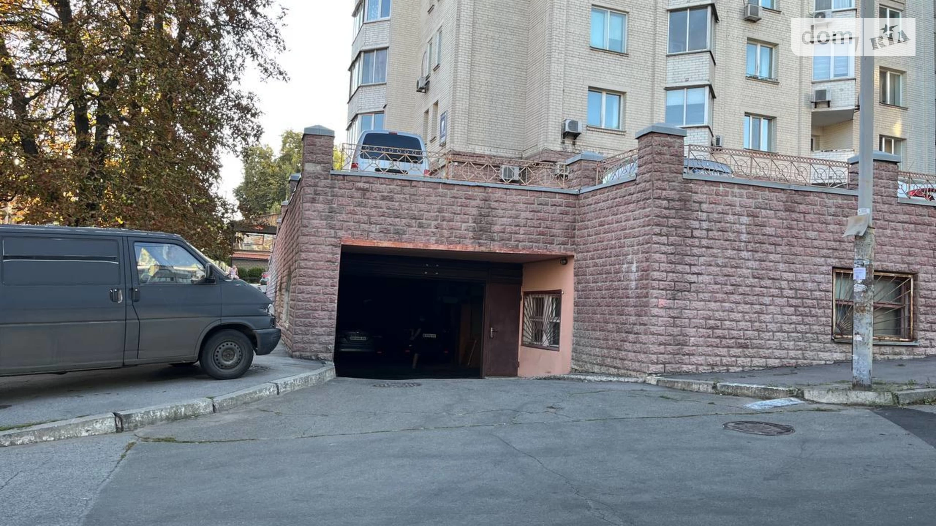 Продается подземный паркинг под легковое авто на 19 кв. м, цена: 12000 $ - фото 4