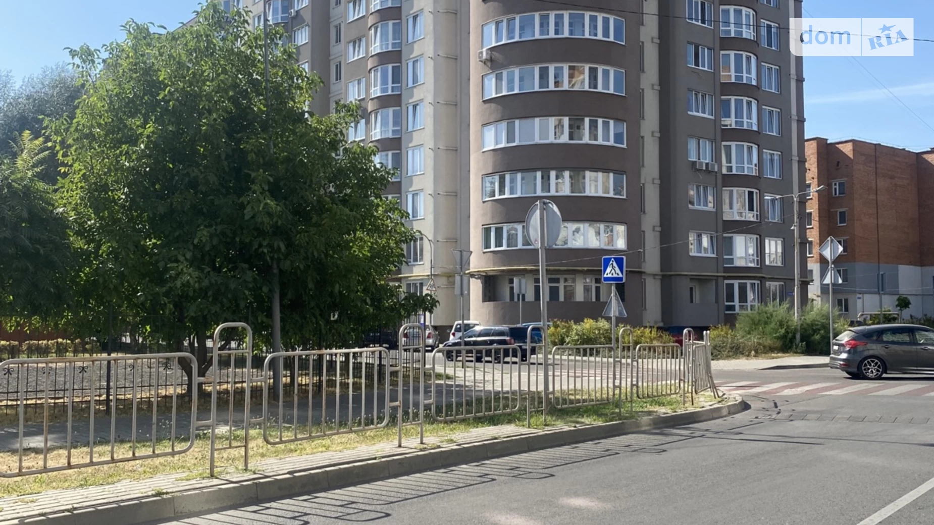 2-комнатная квартира 71.6 кв. м в Луцке, ул. Липинского, 4 - фото 2