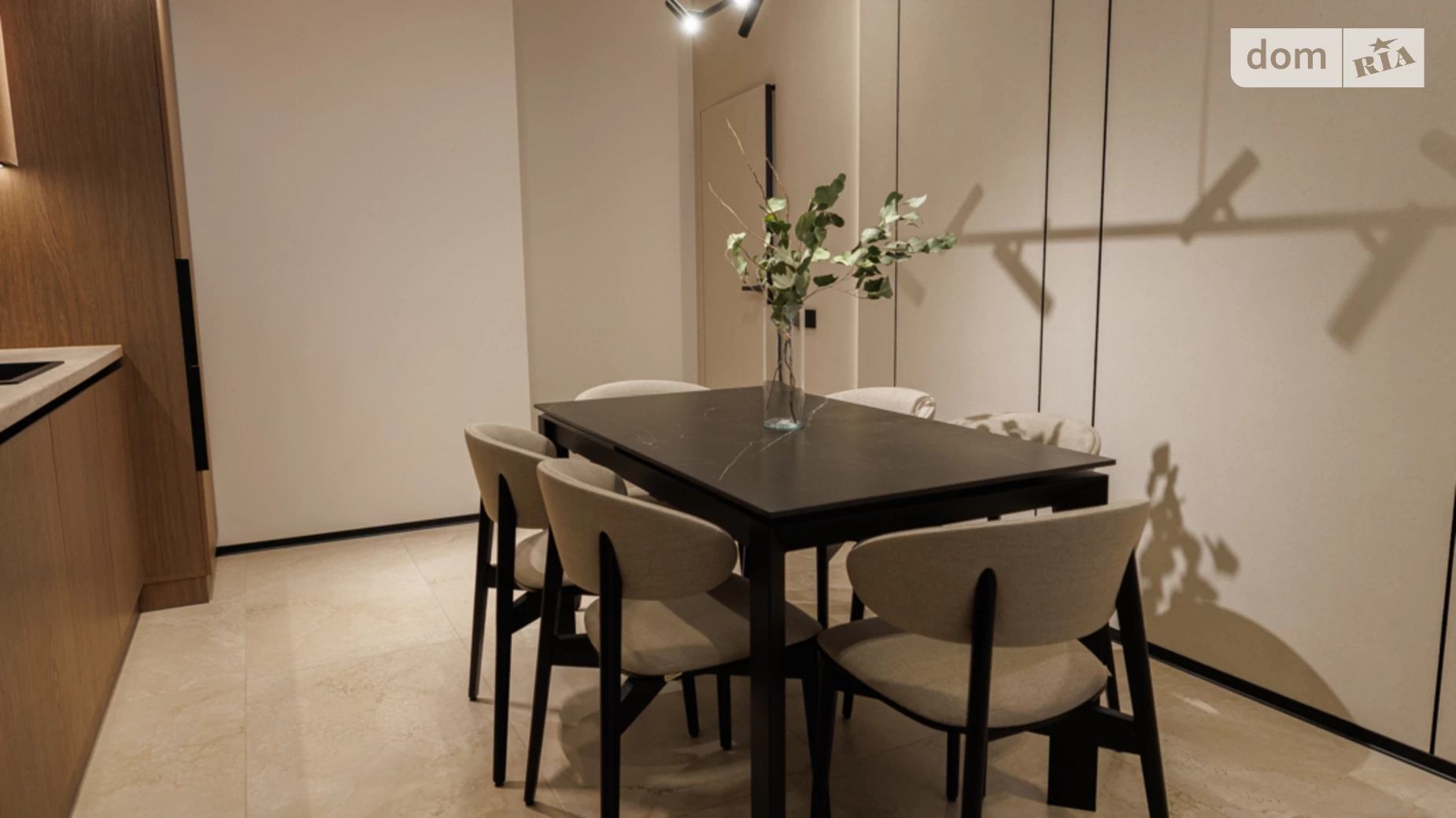 Продается 2-комнатная квартира 65.1 кв. м в Ивано-Франковске, ул. Гетьмана Ивана Мазепы, 164 корпус 2 - фото 4