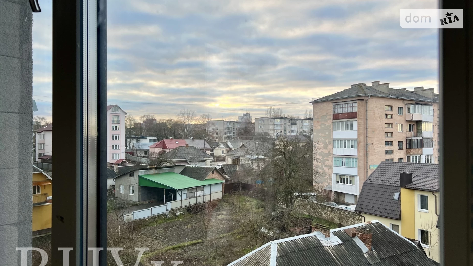 2-комнатная квартира 75 кв. м в Тернополе, ул. Петриковская - фото 3