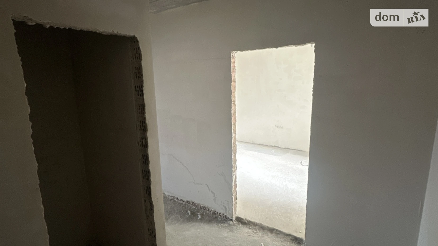 Продается 3-комнатная квартира 71 кв. м в Яремче, ул. Свободы, 301 - фото 4