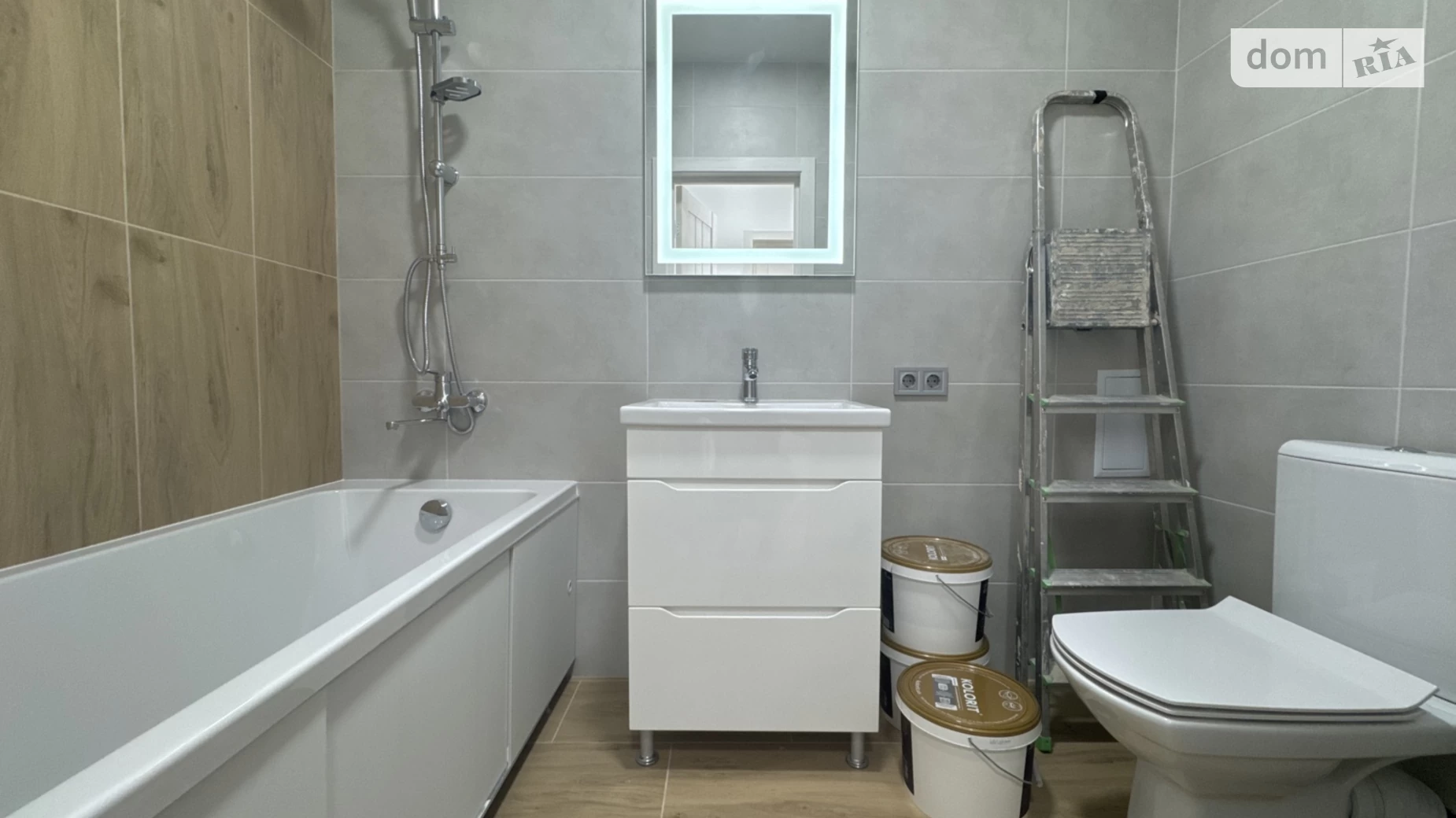 Продается 1-комнатная квартира 38 кв. м в Ивано-Франковске, ул. Павла Полуботка, 18 корпус 9 - фото 5