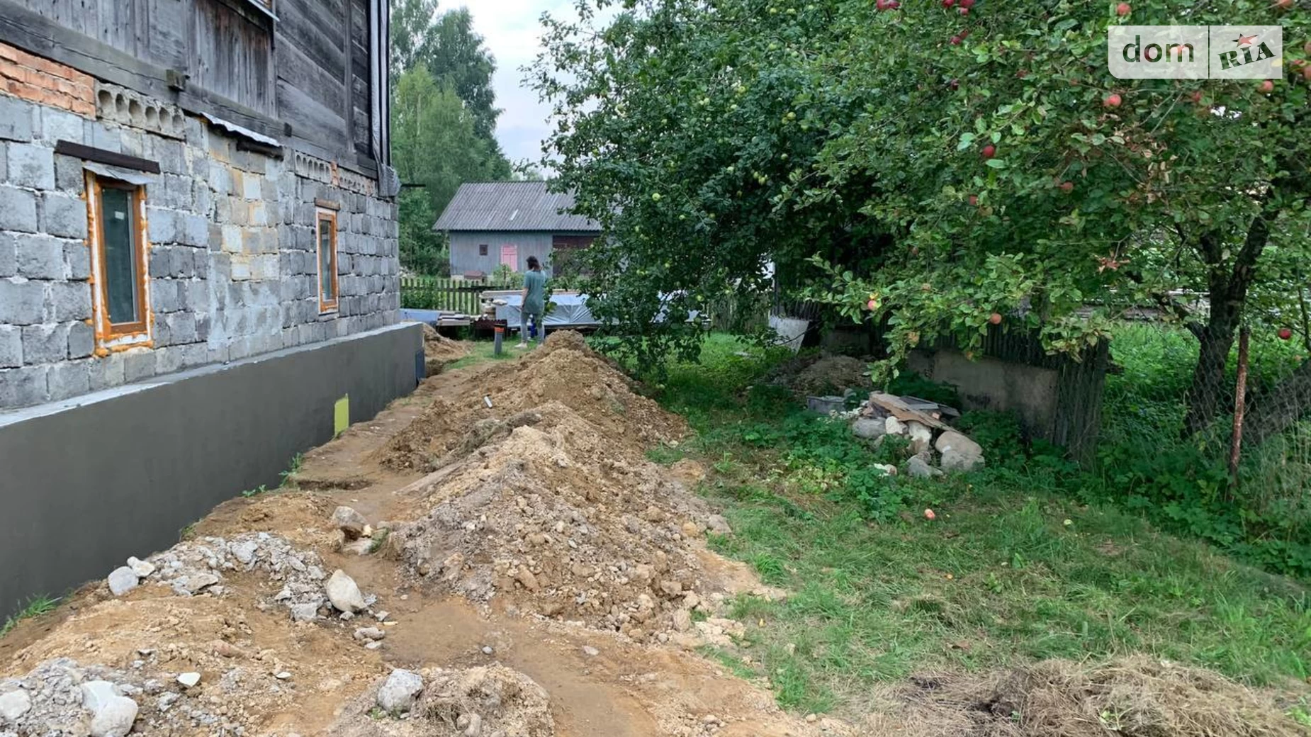 Продается дом на 2 этажа 268.1 кв. м с гаражом, цена: 45000 $ - фото 2