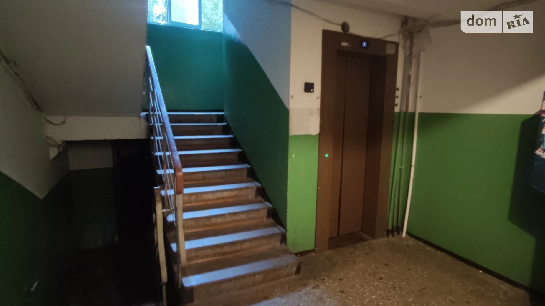 Продается 1-комнатная квартира 32.5 кв. м в Киеве, ул. Николая Ушакова, 12 - фото 2