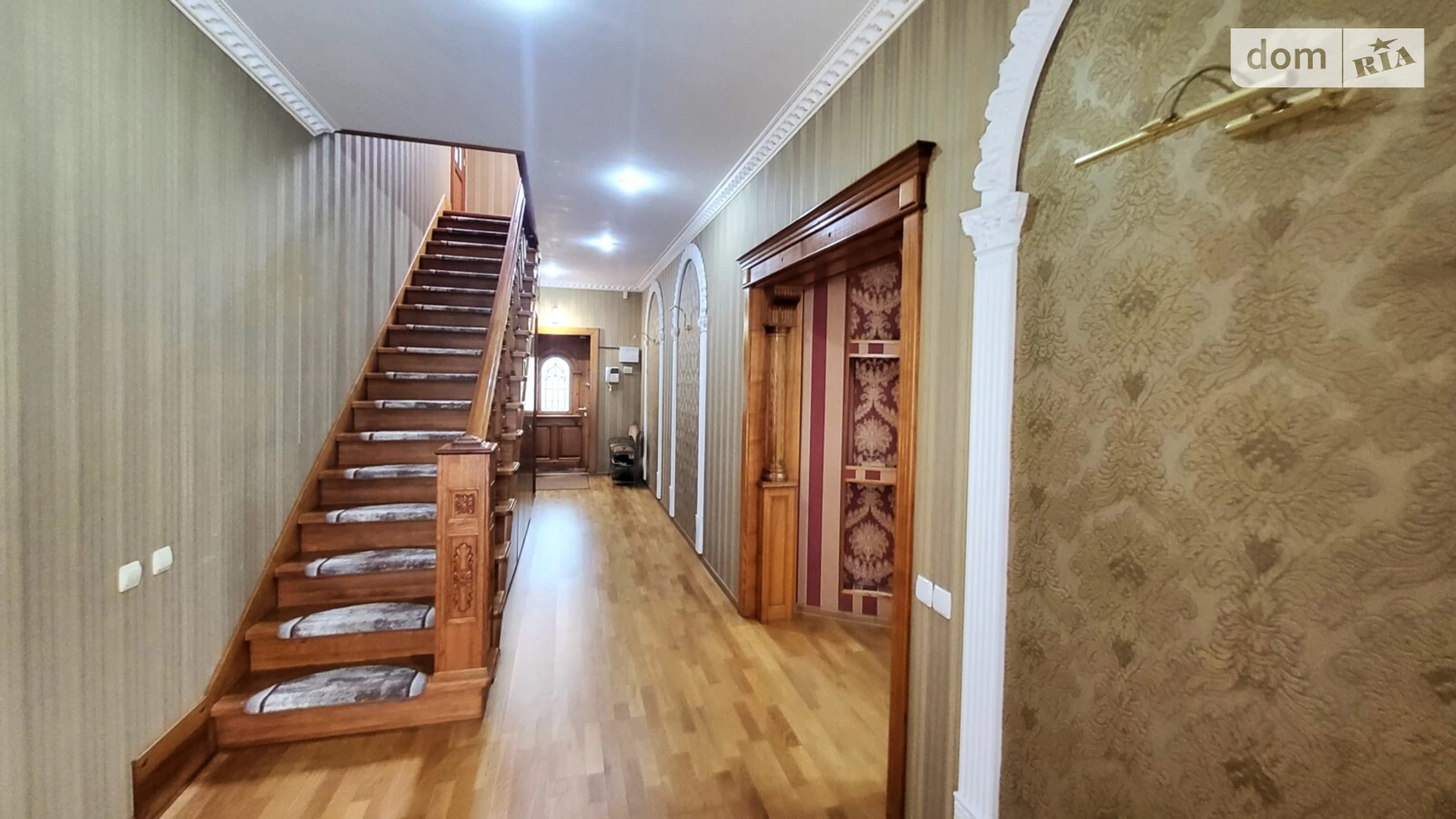 Продается дом на 2 этажа 245.5 кв. м с террасой, цена: 155000 $ - фото 4