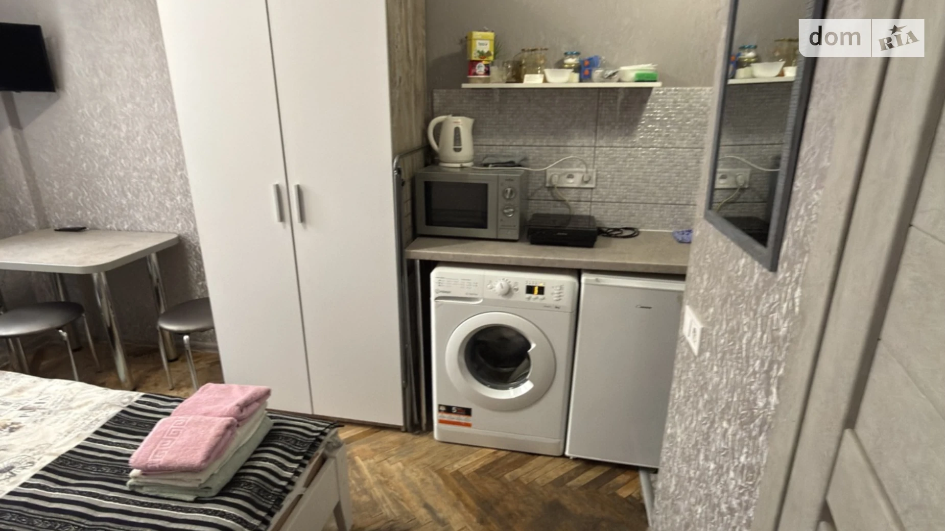 Продается 1-комнатная квартира 11.7 кв. м в Львове, ул. Подмурная - фото 2