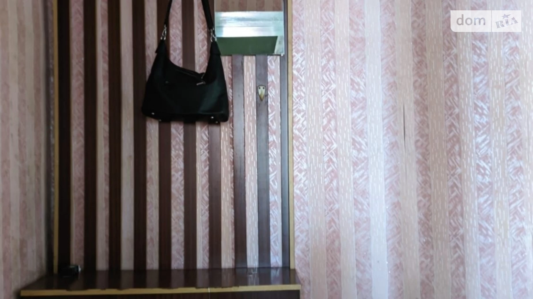 Продается 2-комнатная квартира 50.7 кв. м в Бурыни - фото 3