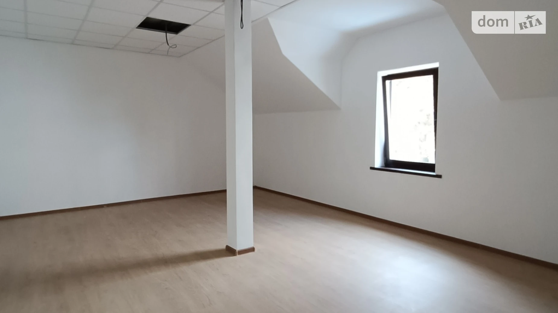 Сдается в аренду офис 37 кв. м в бизнес-центре, цена: 9250 грн - фото 5