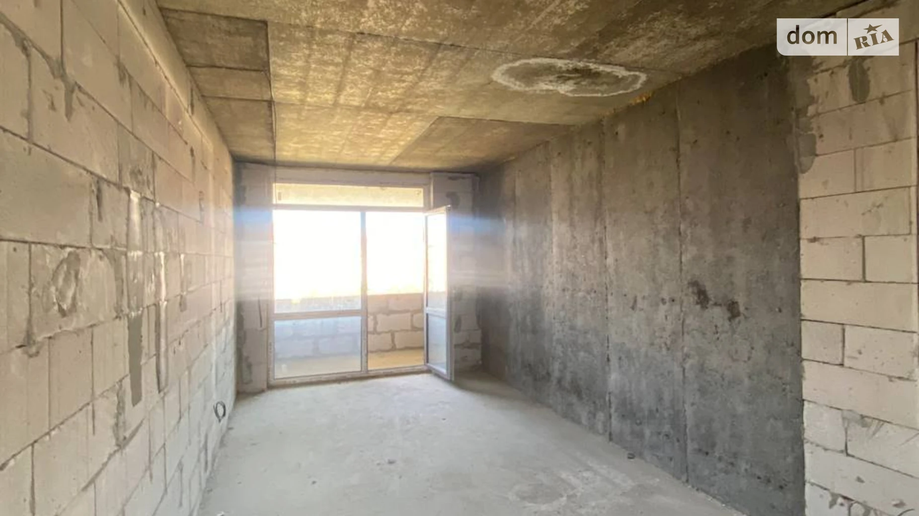 3-комнатная квартира 93 кв. м в Тернополе, ул. Евгения Коновальца - фото 3