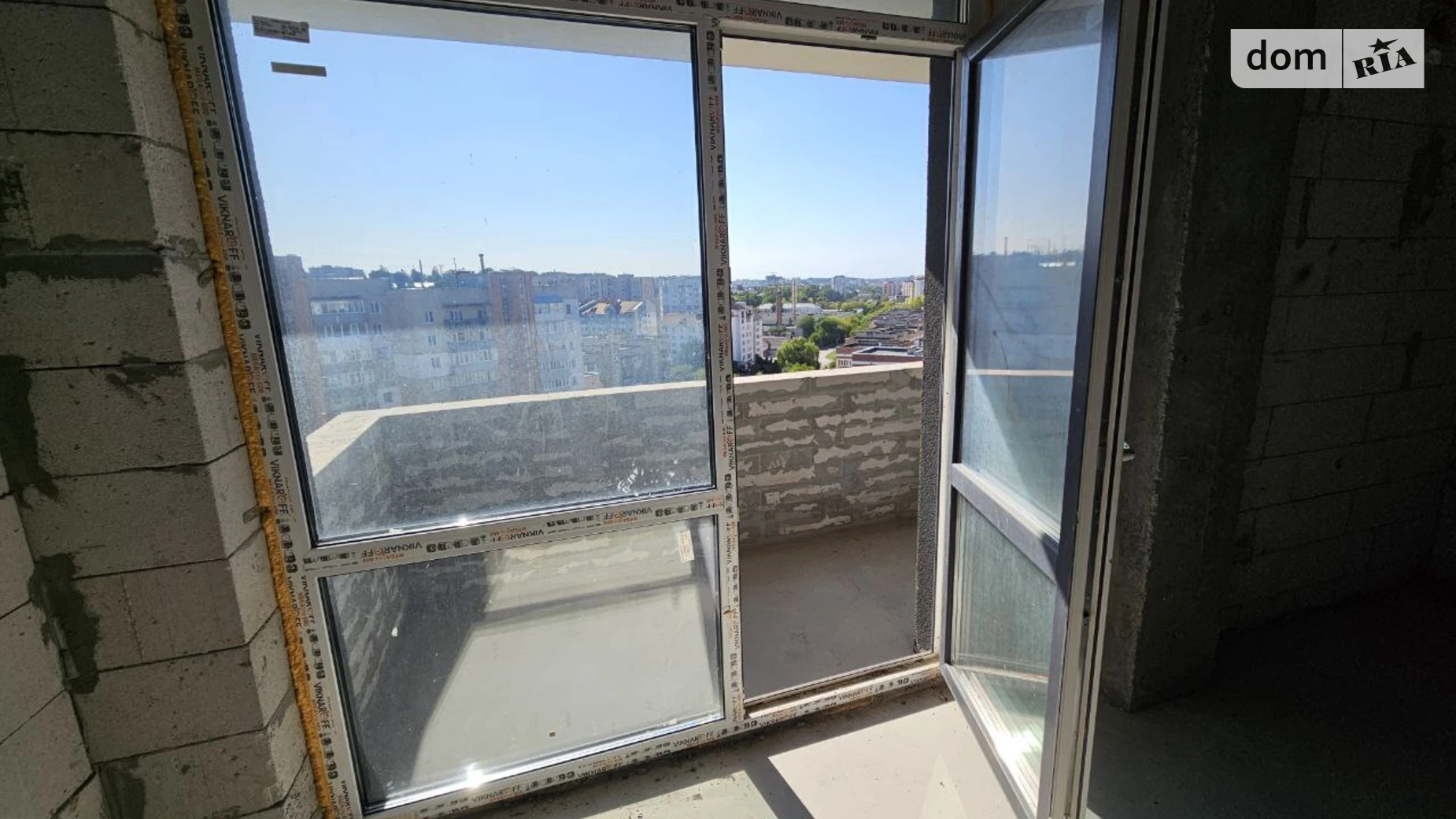 2-комнатная квартира 93.36 кв. м в Тернополе, ул. Евгения Коновальца - фото 2