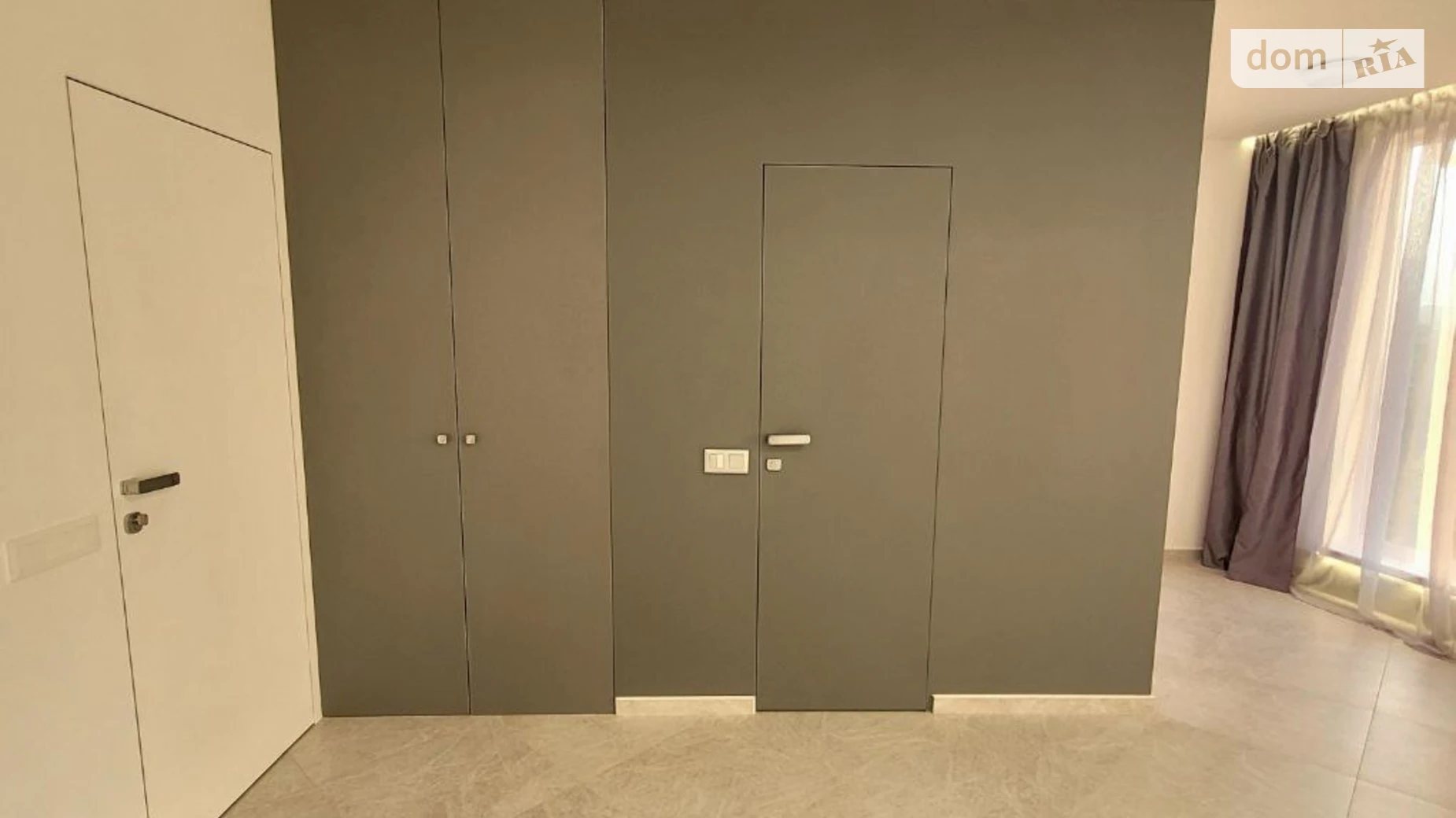 Продается 1-комнатная квартира 40 кв. м в Киеве, пер. Дубовый(Генерала Доватова), 1 - фото 2