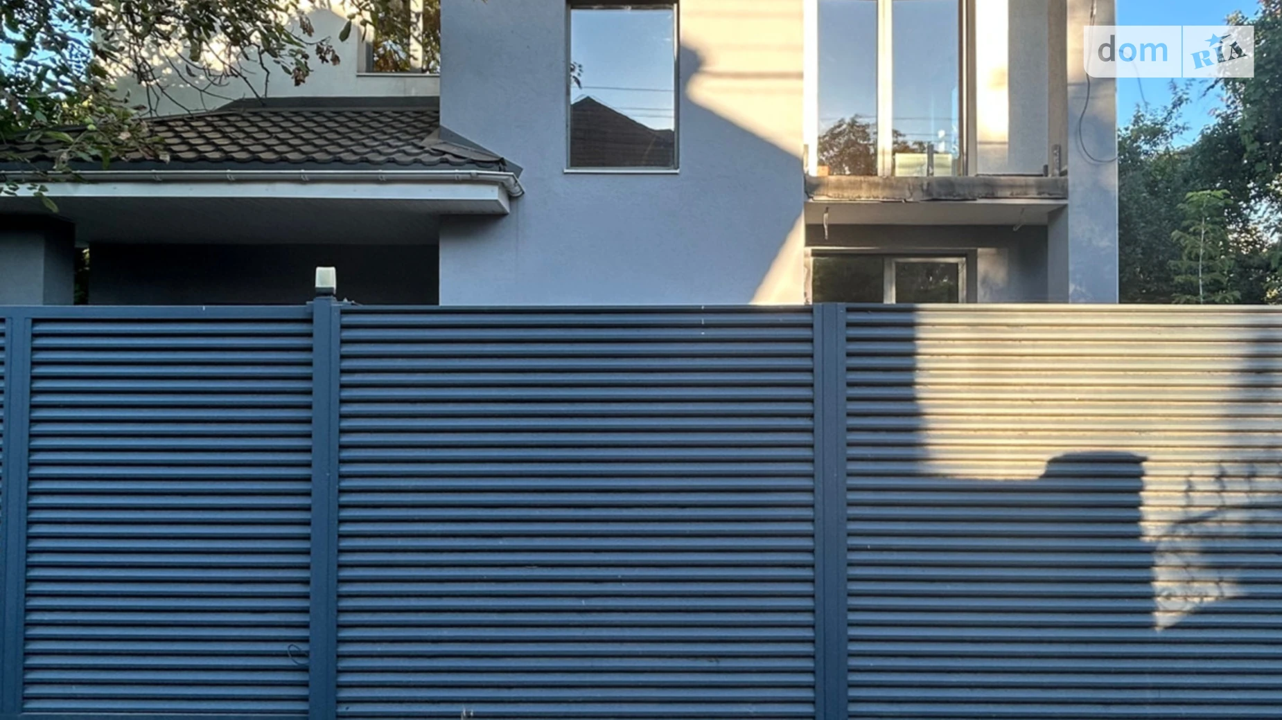 Продается дом на 2 этажа 182.1 кв. м с гаражом, цена: 63000 $ - фото 3