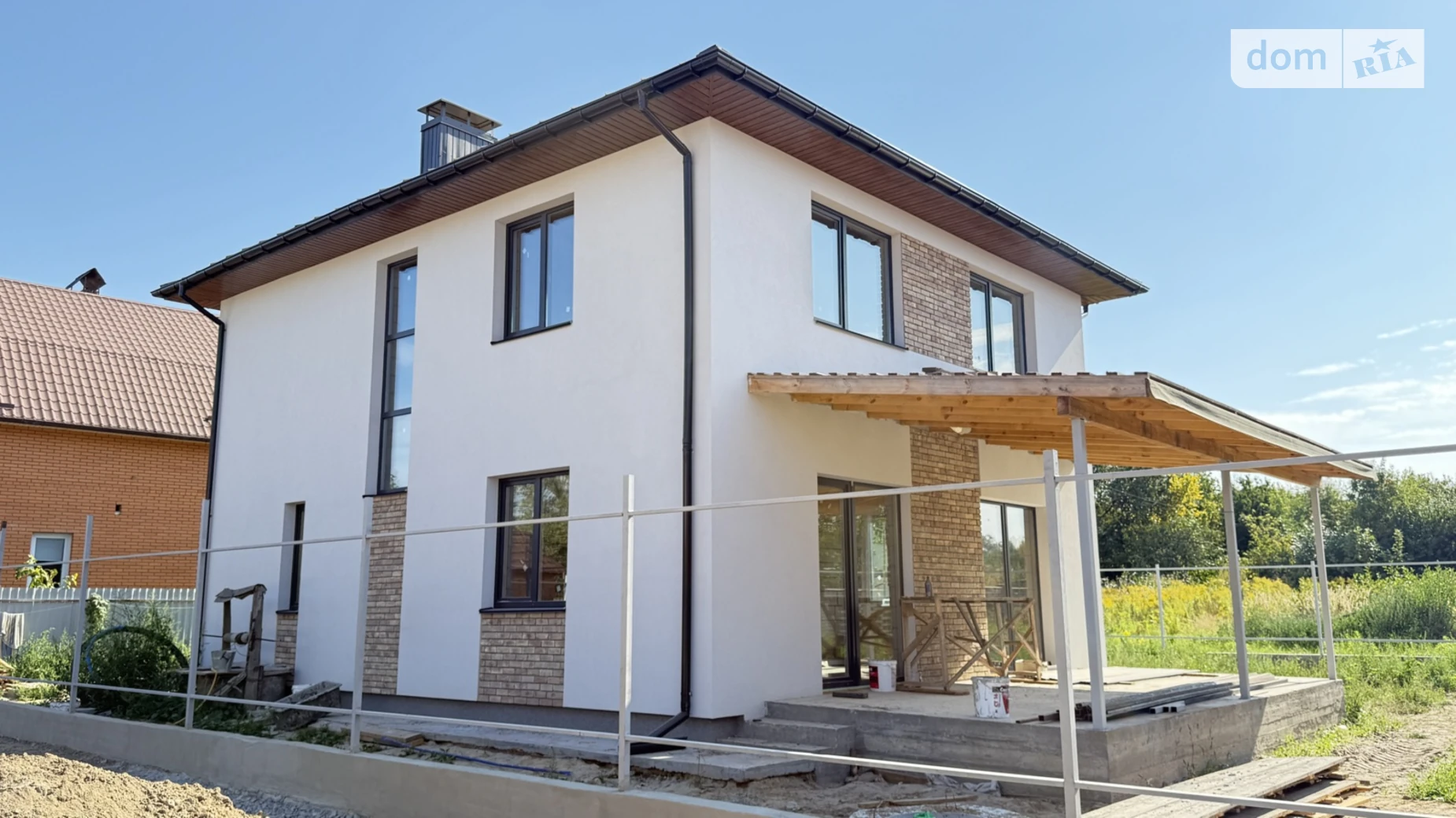 Продается дом на 2 этажа 154 кв. м с беседкой, цена: 175000 $ - фото 2